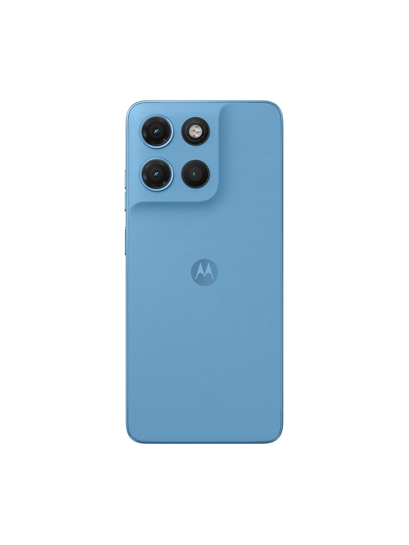 Image 4 of 7 of Motorola G17 - 128GB, PANTONE Mobile - Alaskan Blue