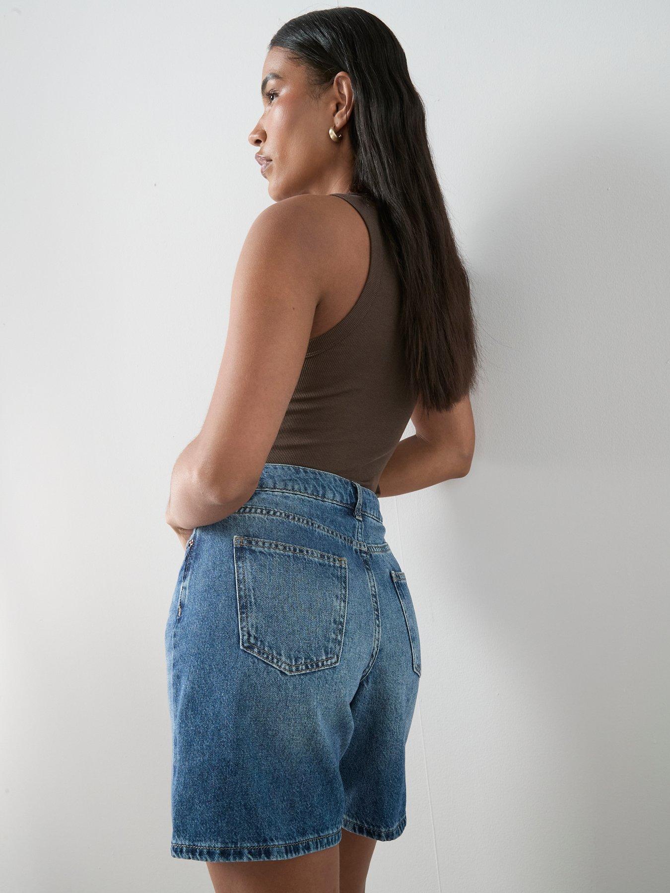 Image 6 of 7 of The Very Collection Longline Vintage Baggy Shorts - Dark Wash