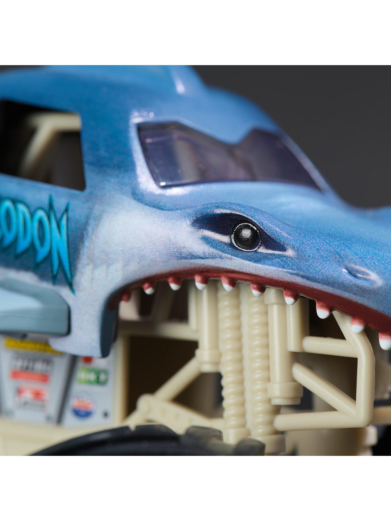 Image 6 of 7 of Monster Jam Megalodon 1:24 Solid (M27) Refresh