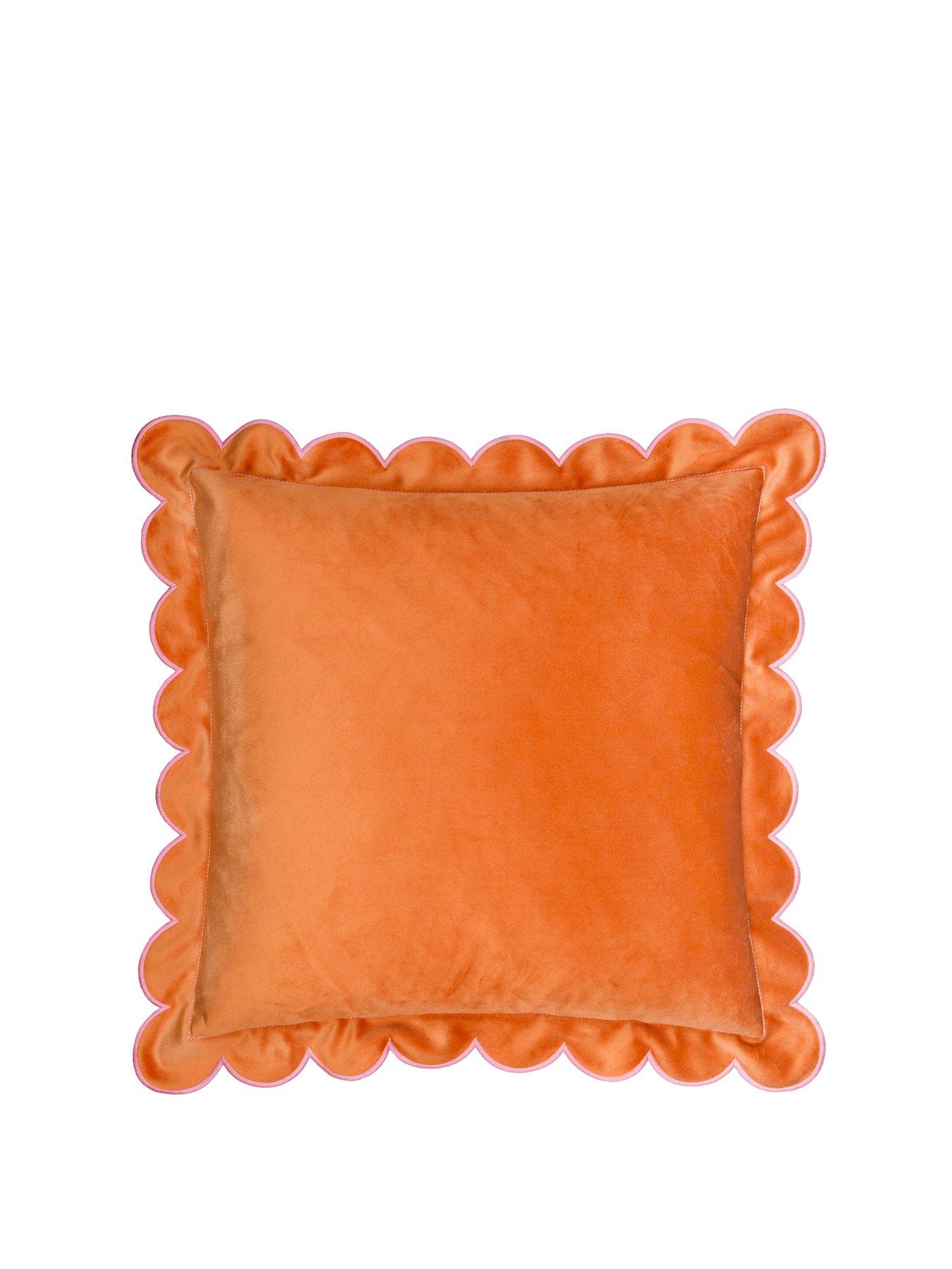 Image 2 of 6 of Furn Lil Scallop 45x45cm Cushion