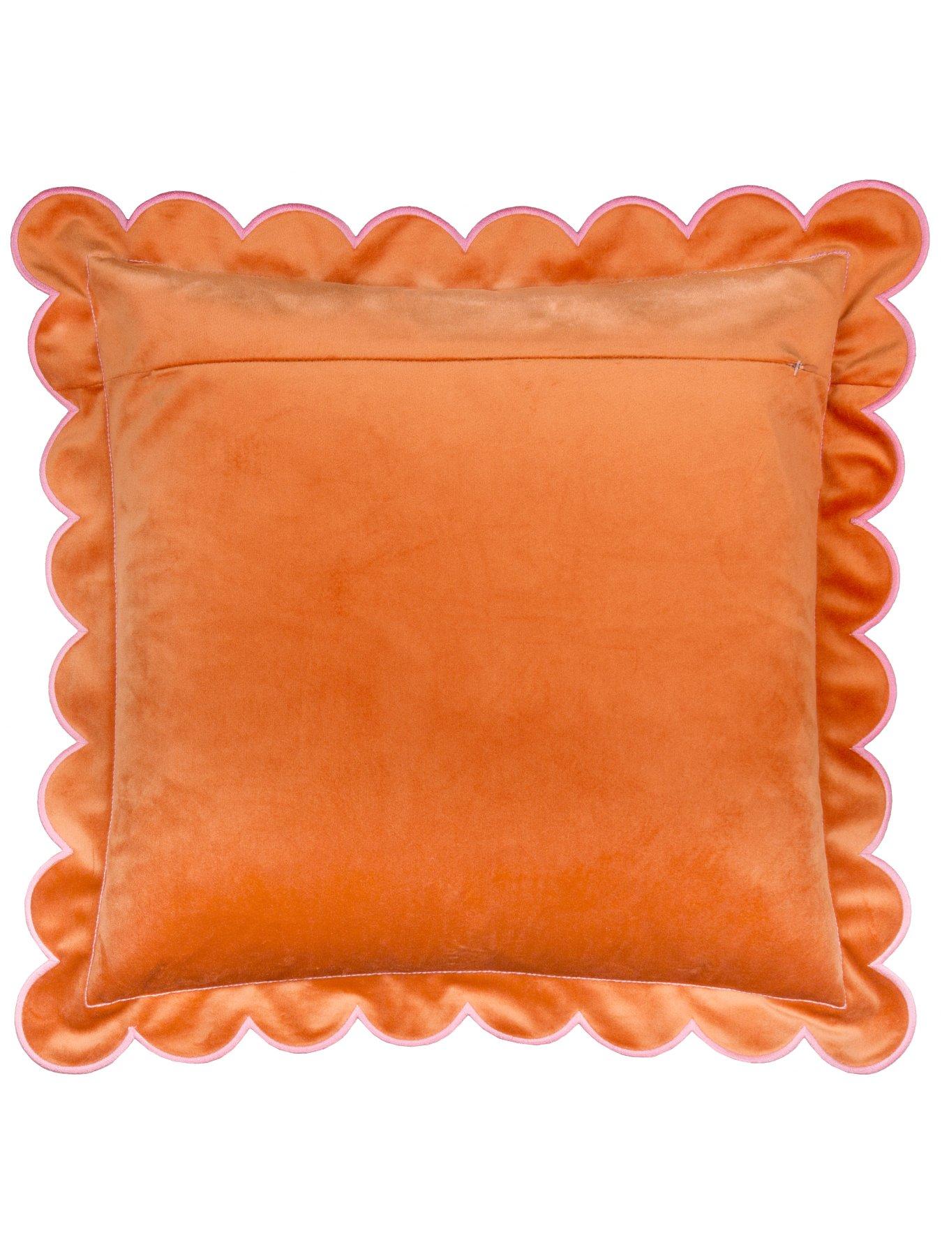 Image 3 of 6 of Furn Lil Scallop 45x45cm Cushion