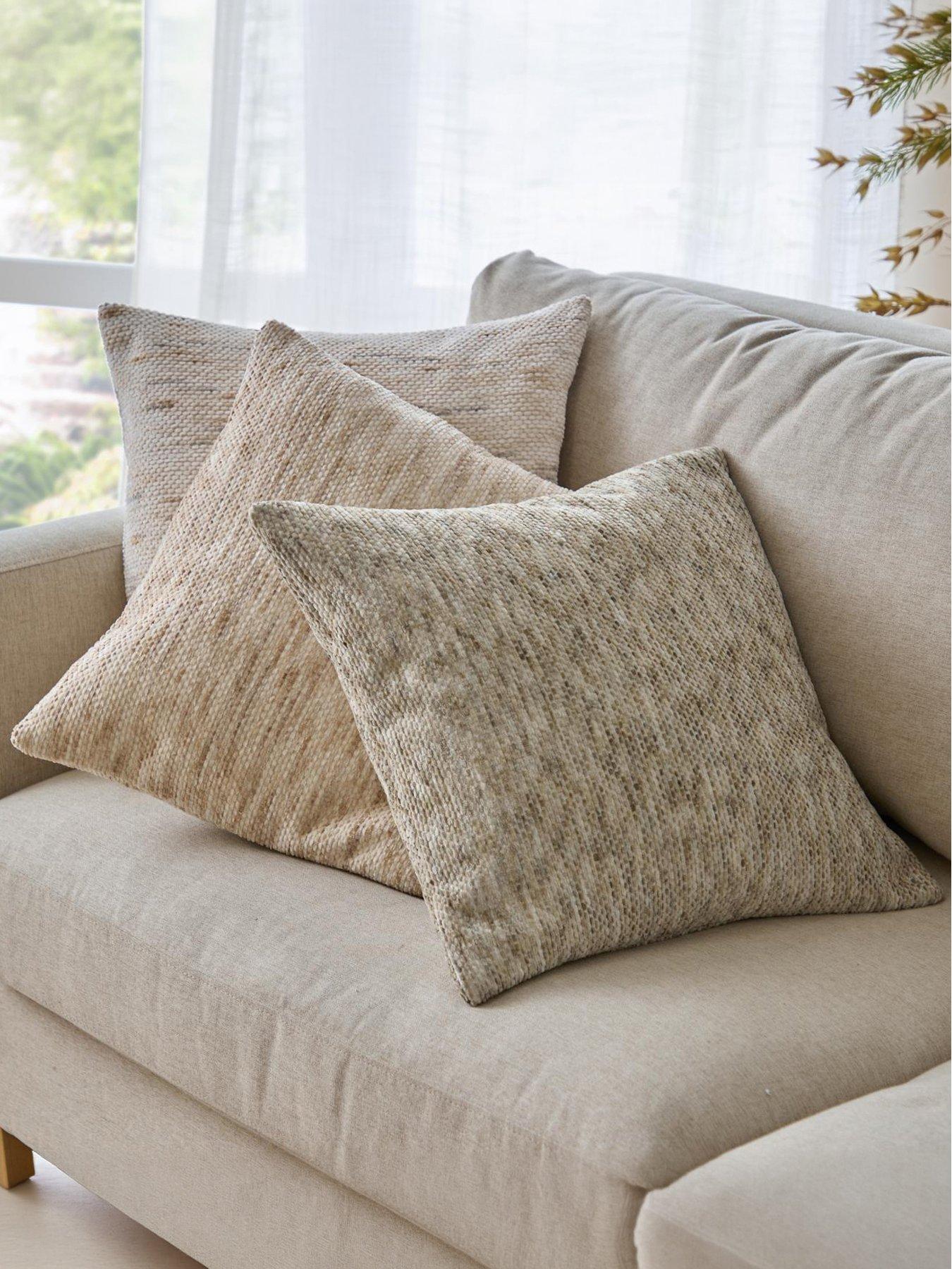 Image 5 of 5 of Yard Malvern 45X45 Polyester Cushion