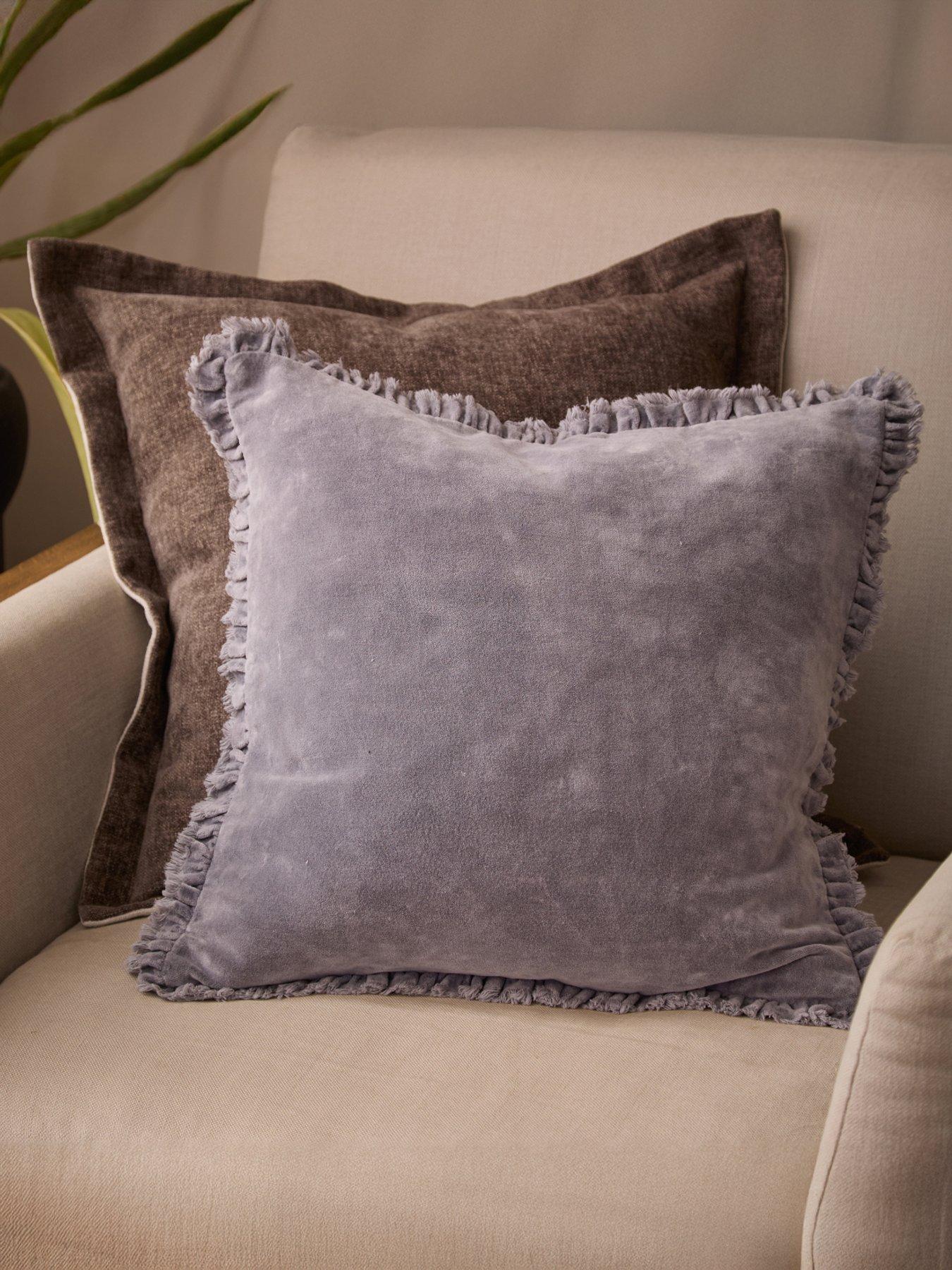 Yard HEAVY CHENILLE 50X50 POLYESTER CUSHION MAUVE