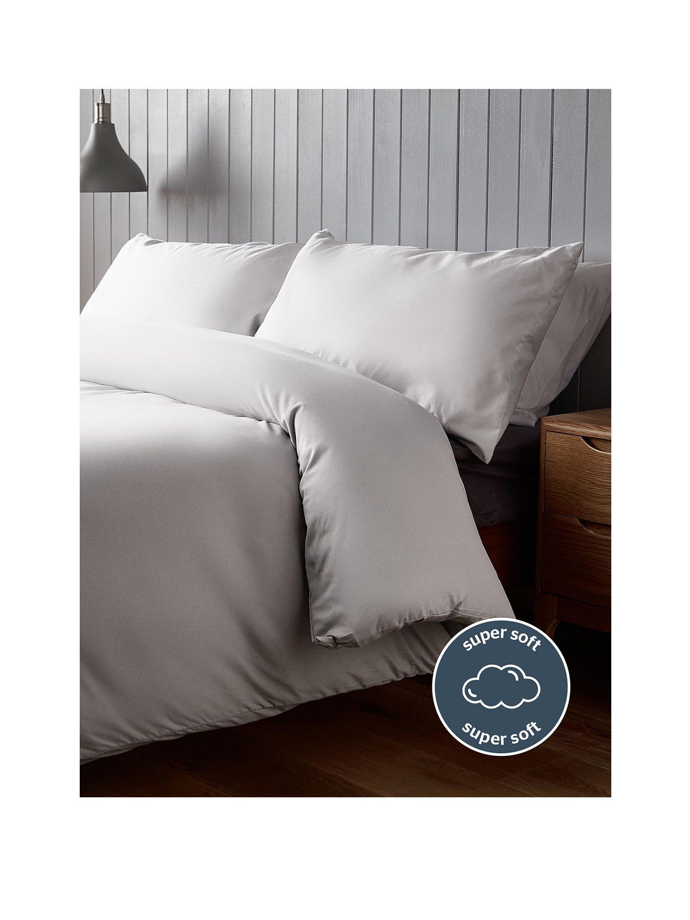 Image 2 of 6 of Silentnight Supersoft Duvet Set and Fitted Sheet Bundle