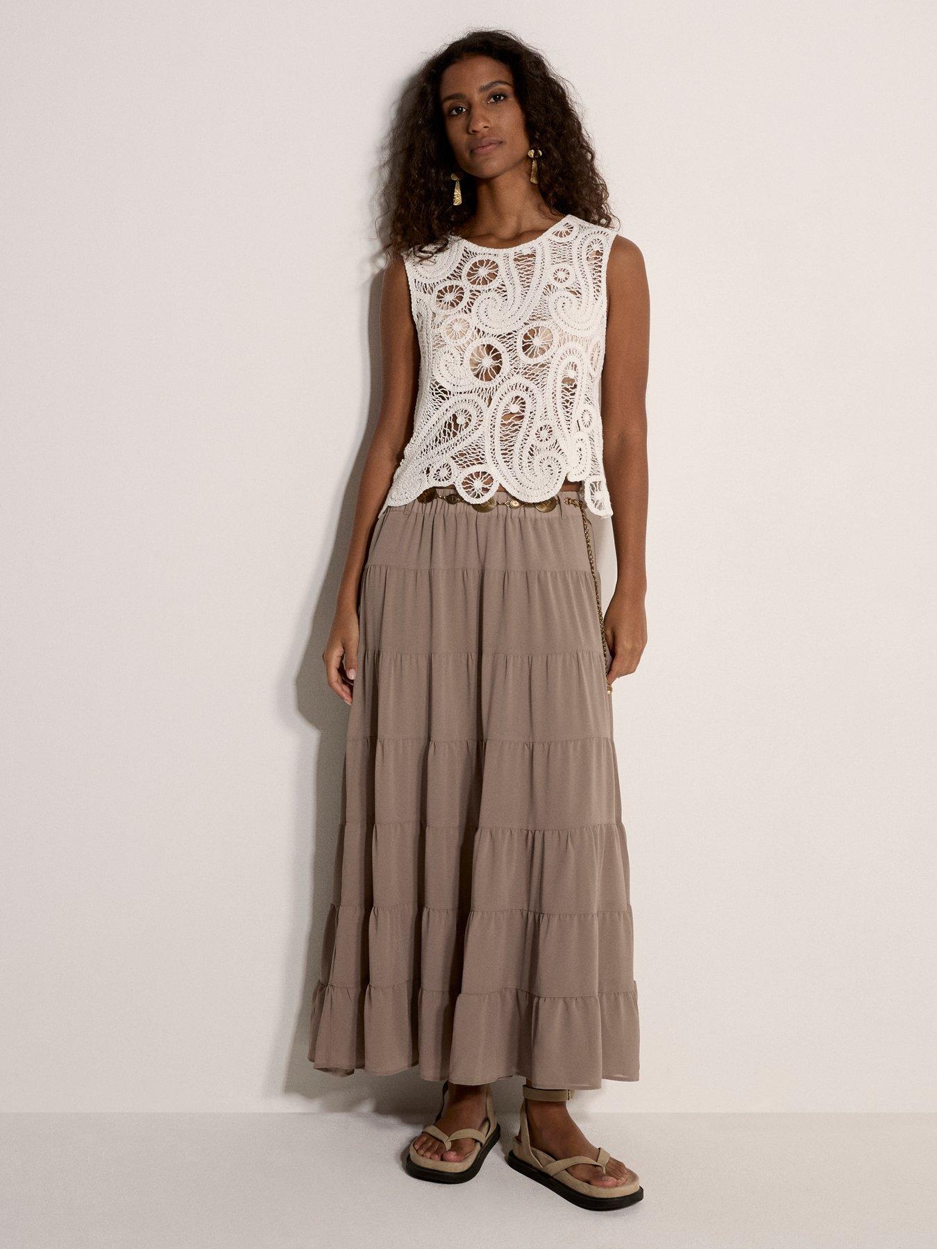 Apricot Paisley Crochet Scallop Hem Top - White