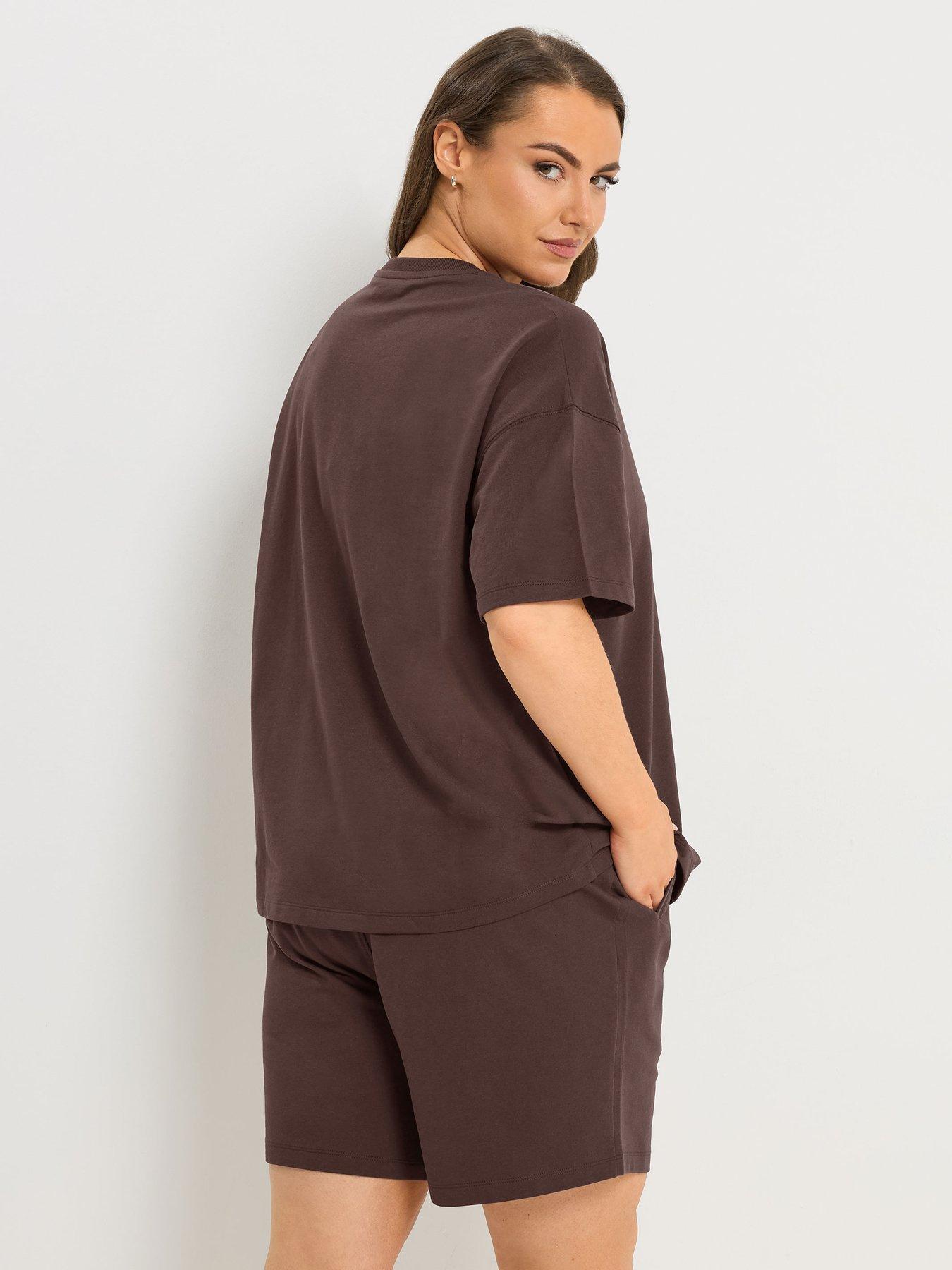 Image 2 of 5 of Yours Curve Shorts &amp; T Shirt Co-Ord Sweat Set - Brown