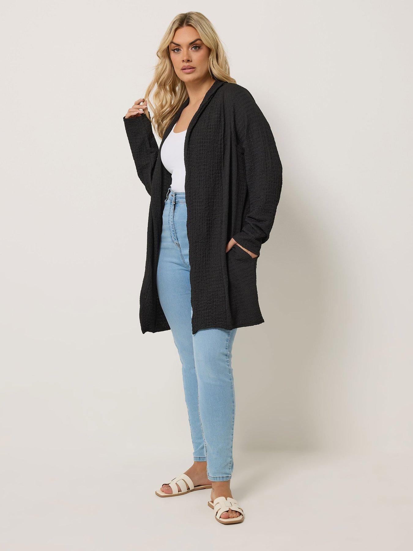 Image 3 of 5 of Yours Curve Bubble Texture Blazer - Black