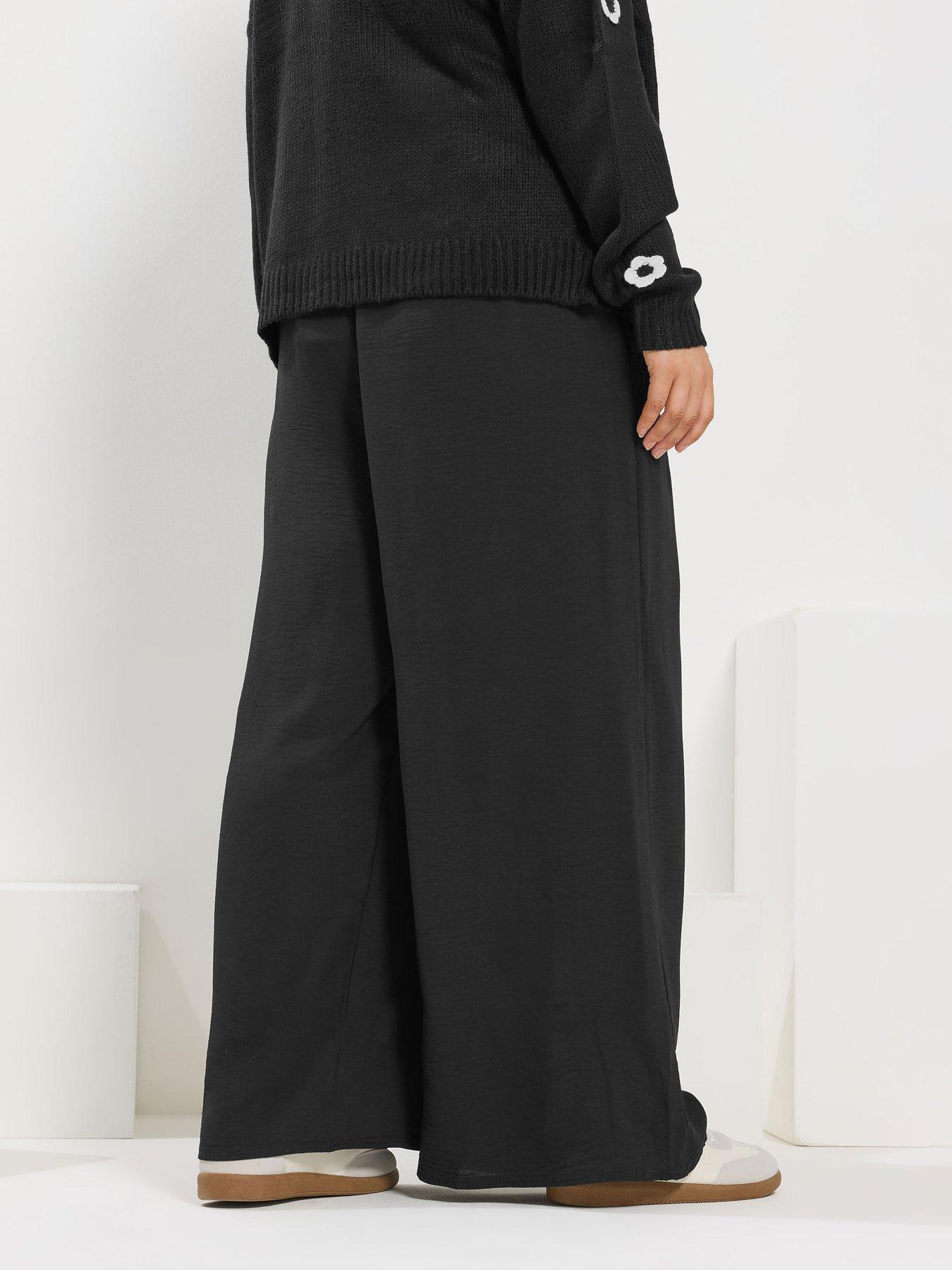 Image 2 of 5 of Yours Curve Washed Twill Wide Leg Trouser 26" - Black