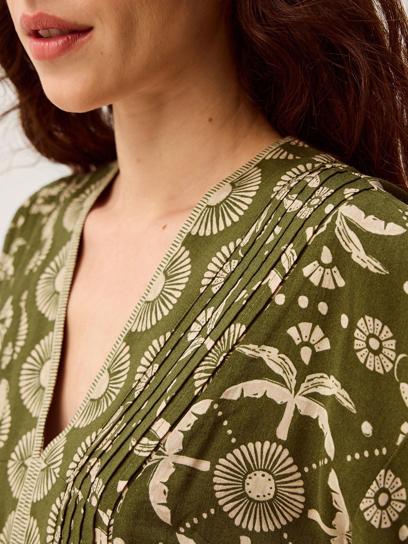 Image 4 of 5 of Monsoon Thalia V-Neck Floral Print Top - Green