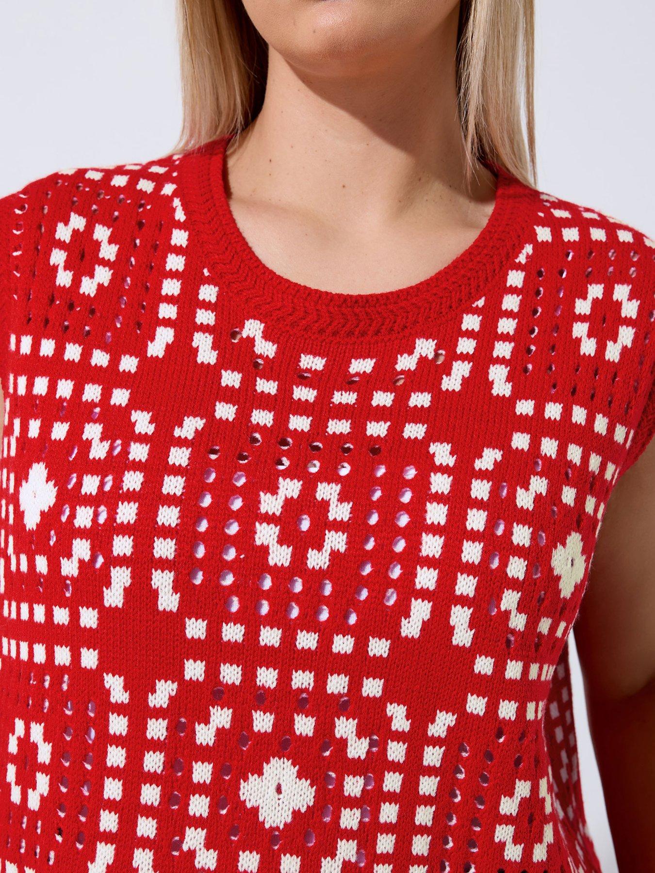 Image 4 of 5 of Yours Curve Crochet Vest