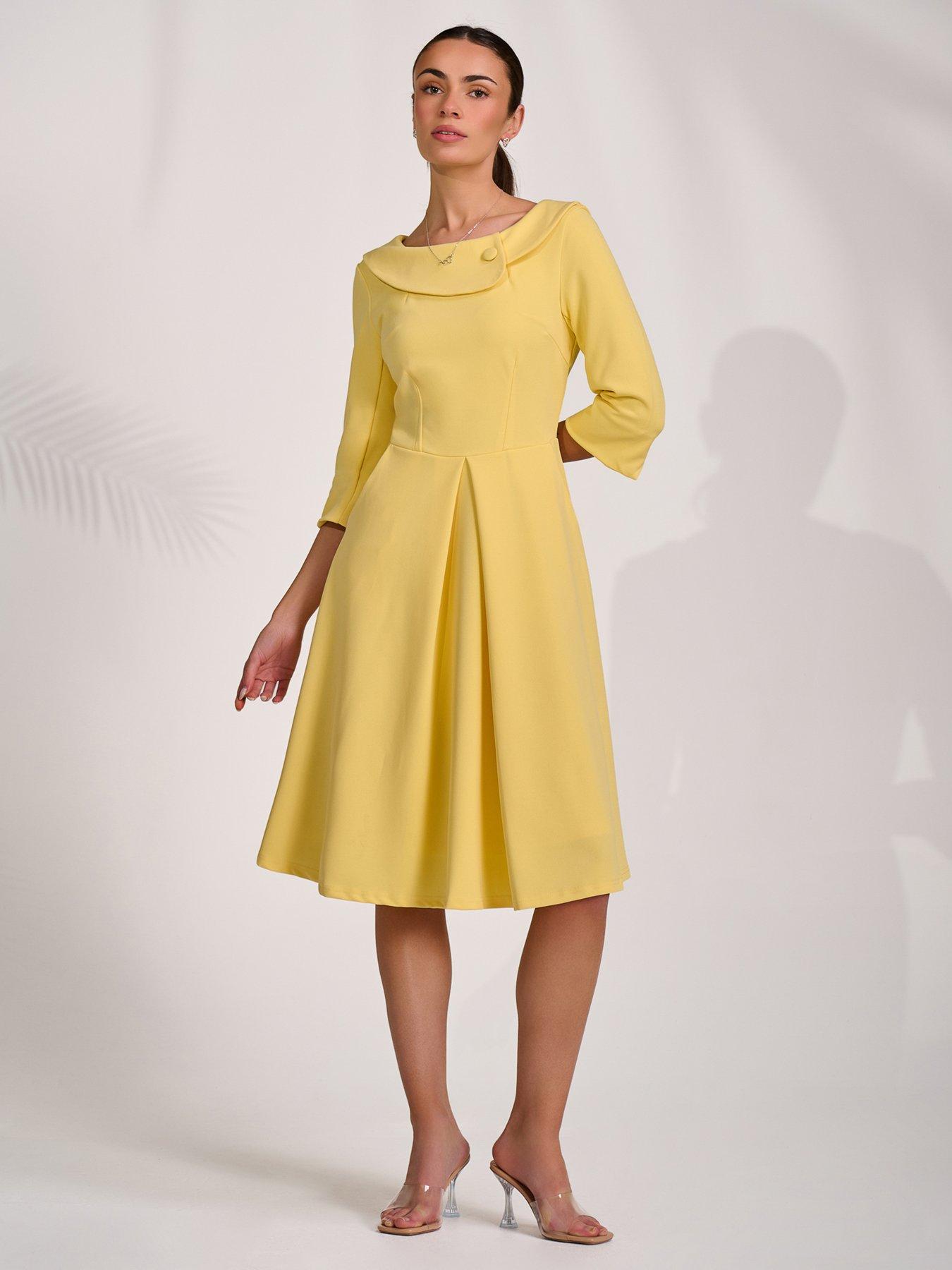 Image 6 of 7 of Jolie Moi Sloan 3/4 Sleeve Midi Dress - Yellow