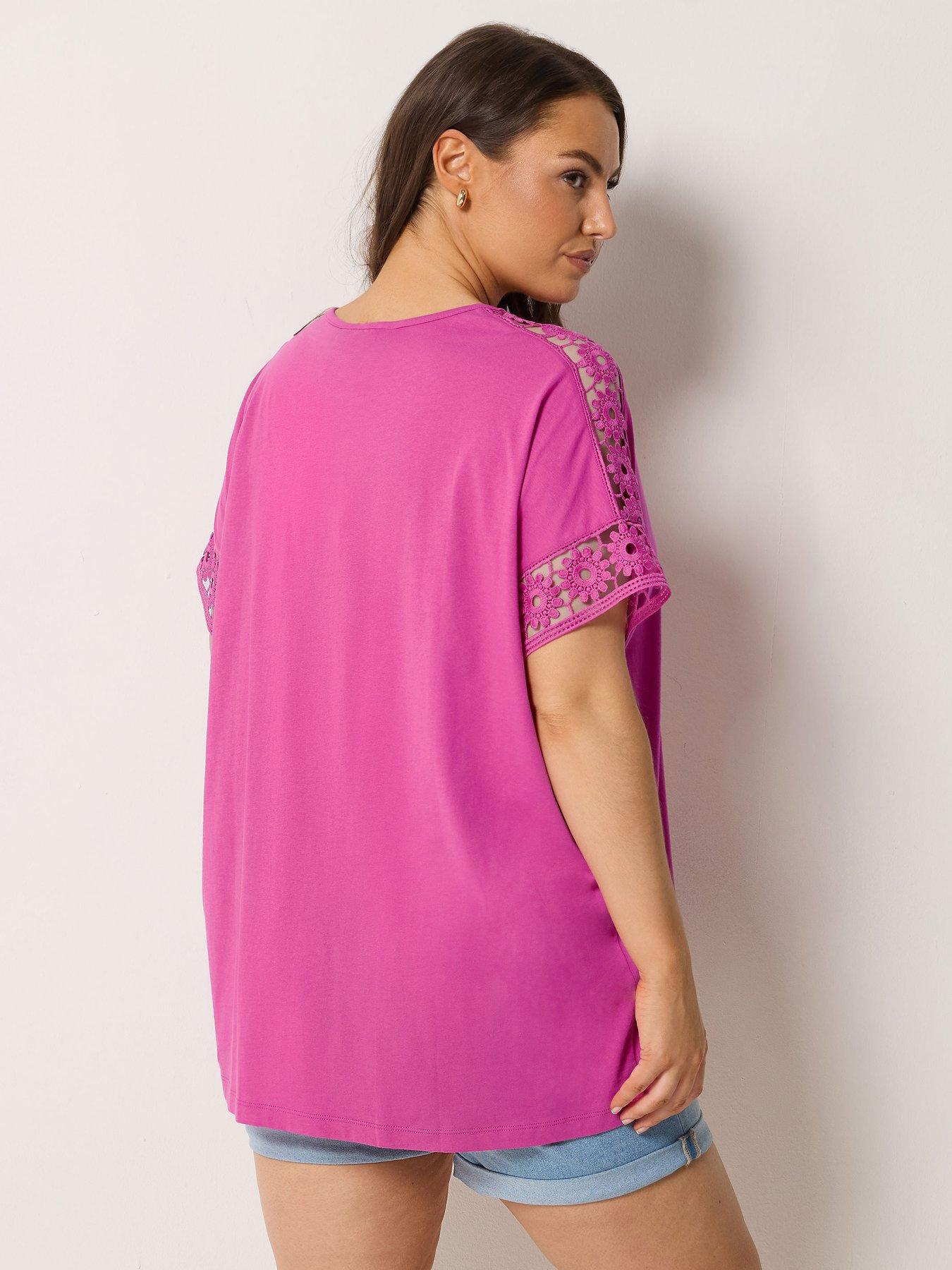 Image 2 of 4 of Yours Curve Boxy Crochet T-Shirt - Pink