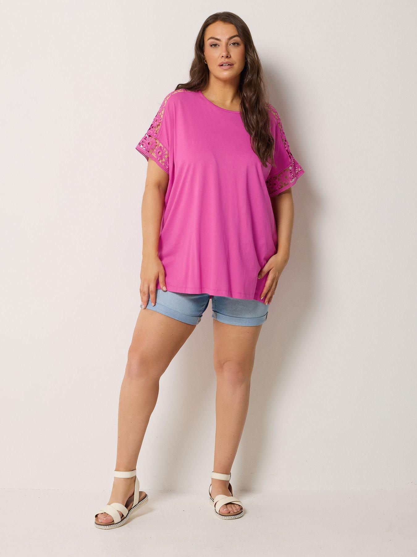 Image 3 of 4 of Yours Curve Boxy Crochet T-Shirt - Pink