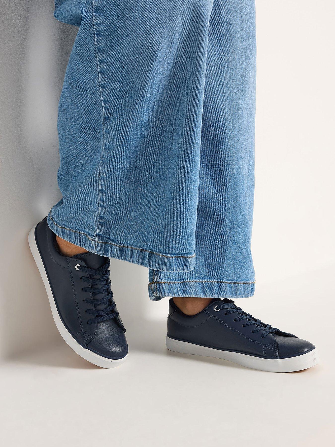 Yours Extra Wide Fit Slimsole Laceup Trainers