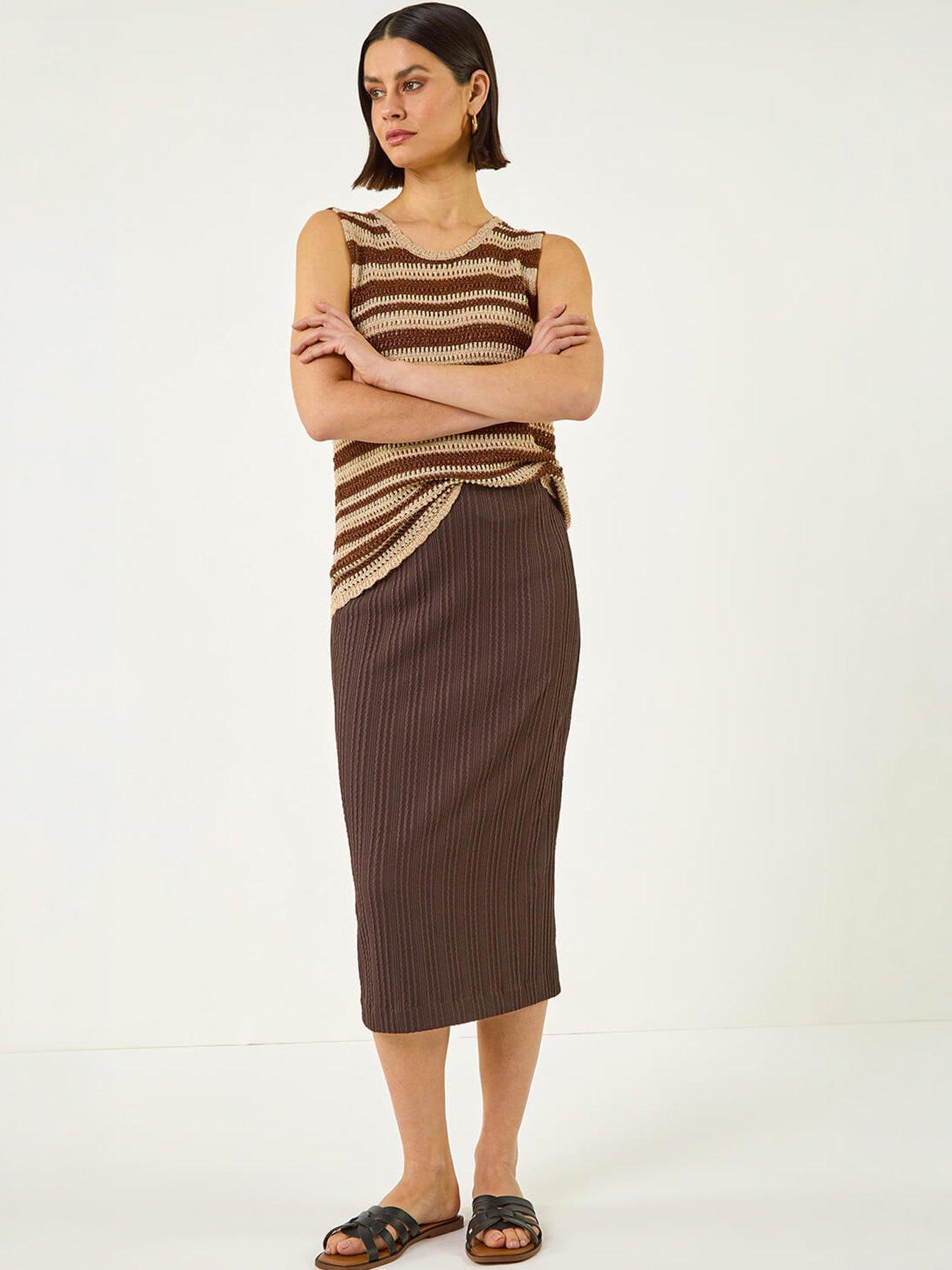 Image 3 of 5 of Roman Textured Chevron Stretch Skirt