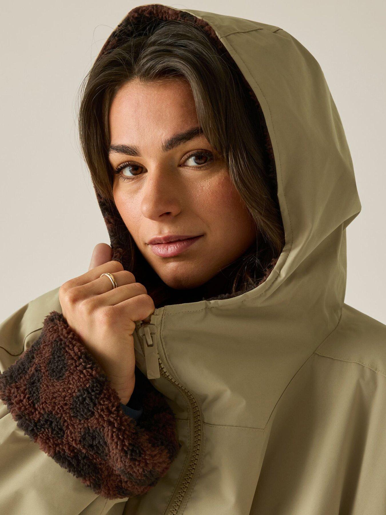 Regatta Adult Waterproof Robe - Barleycorn | Very