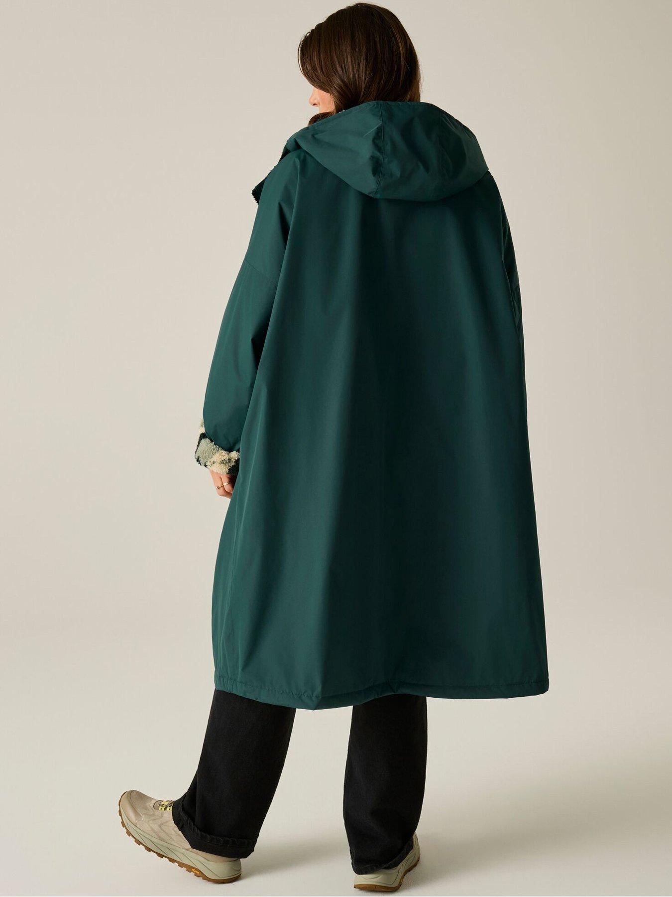 Regatta Adult Waterproof Robe -Deep Pine (Brush Stroke Camo) | Very