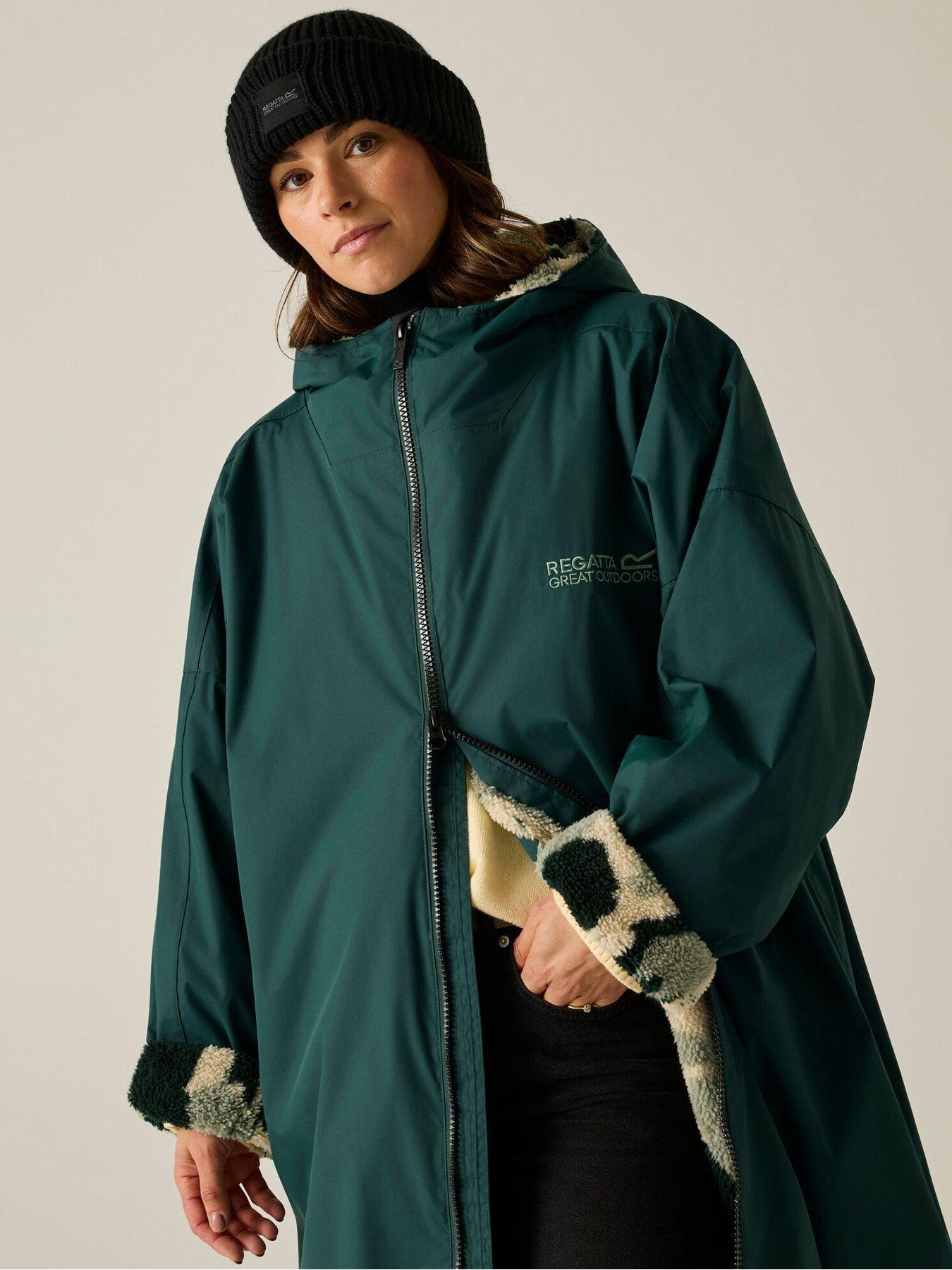 Regatta Adult Waterproof Robe -Deep Pine (Brush Stroke Camo) | Very