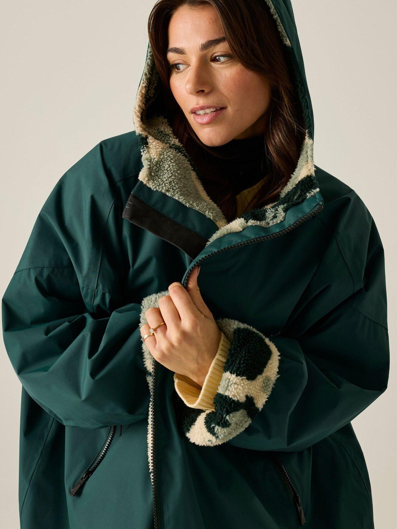 Regatta Adult Waterproof Robe -Deep Pine (Brush Stroke Camo) | Very