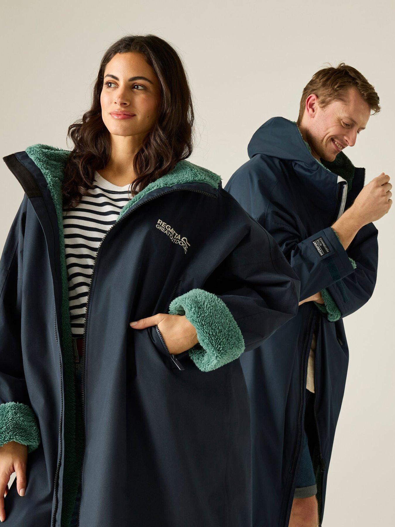 Regatta Adult Waterproof Robe- - IIvy Moss/Navy | Very