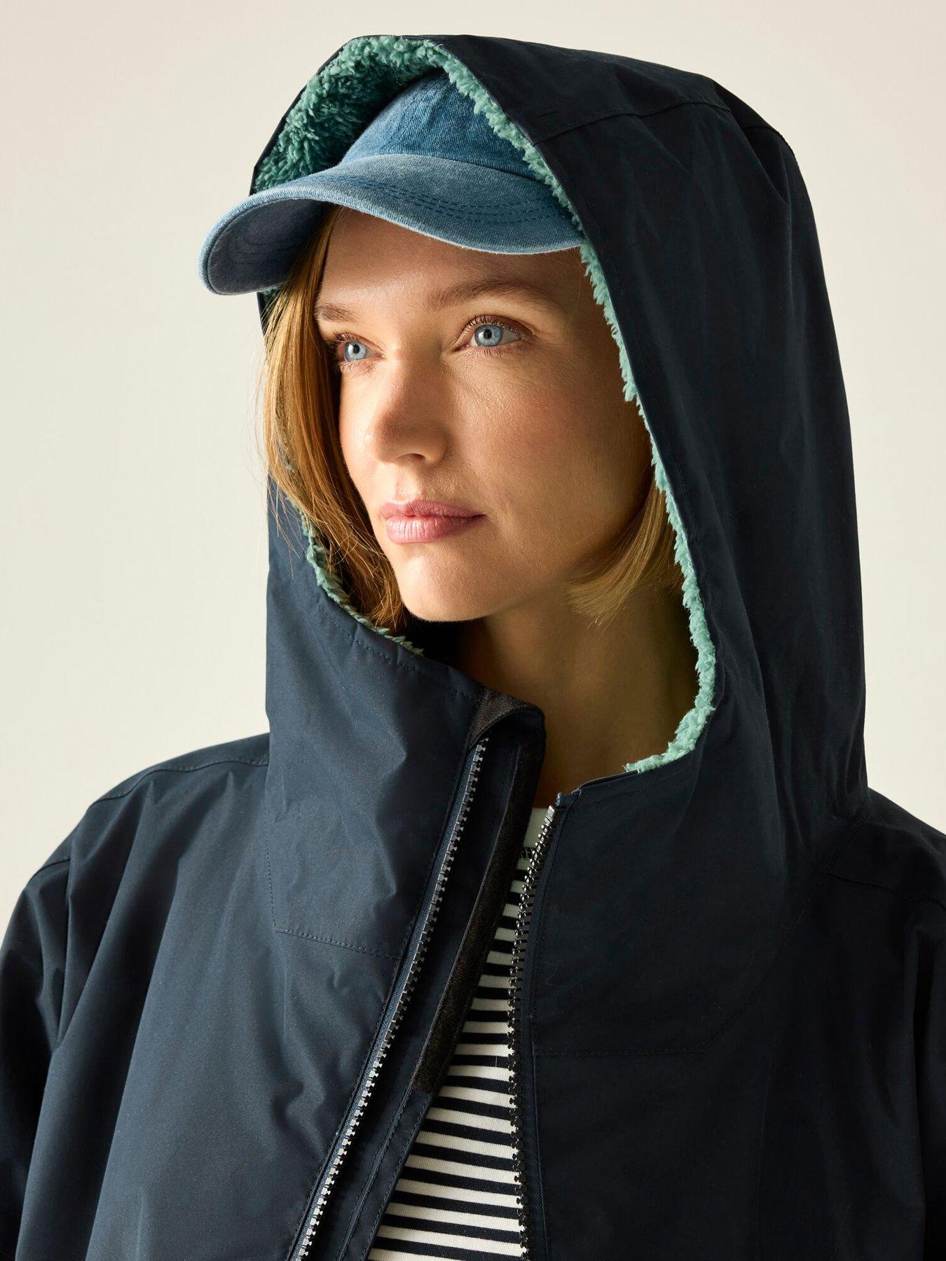 Regatta Adult Waterproof Robe- - IIvy Moss/Navy | Very