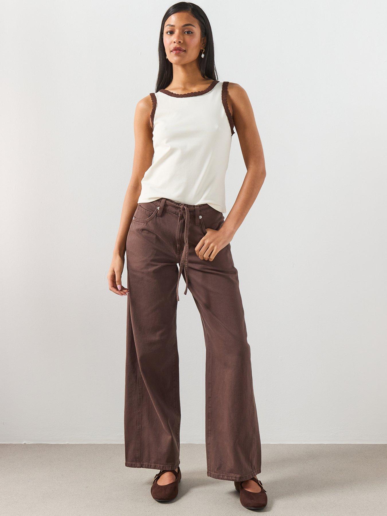 Image 3 of 6 of Mango Scalloped Edge Tops - Cream