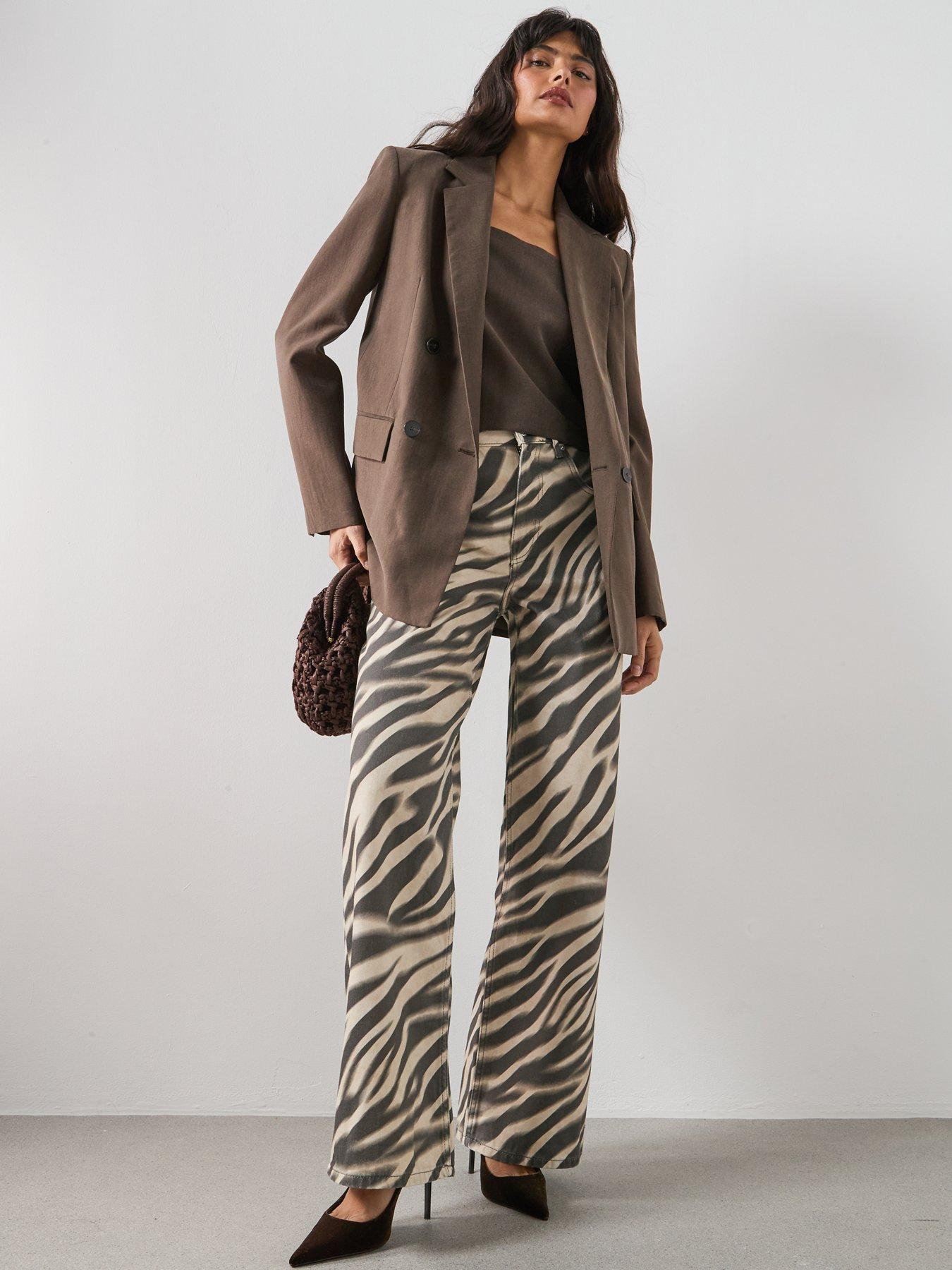 Image 3 of 6 of Mango Straight-Fit Lyocell Suit Jacket - Brown
