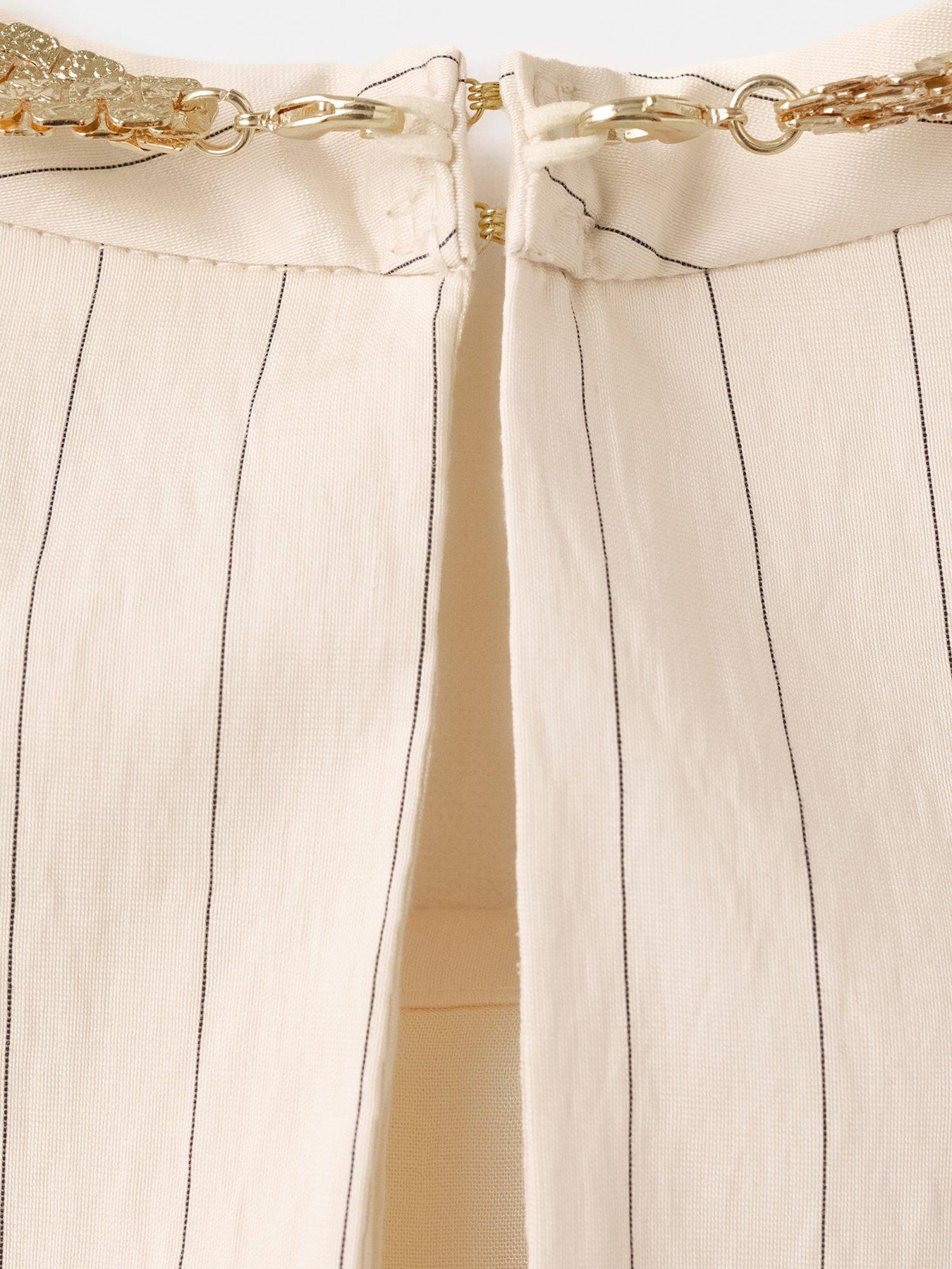 Image 6 of 7 of Mango Chain Detail Top - Off White