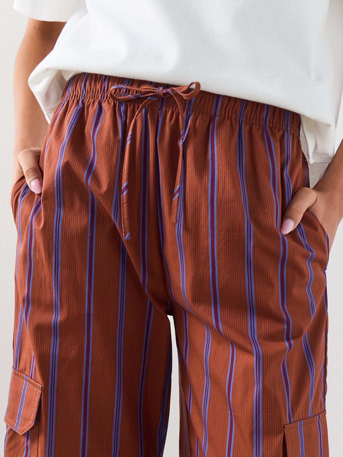 Image 4 of 6 of Mango Cargo Trousers With Lateral Pockets - Russet