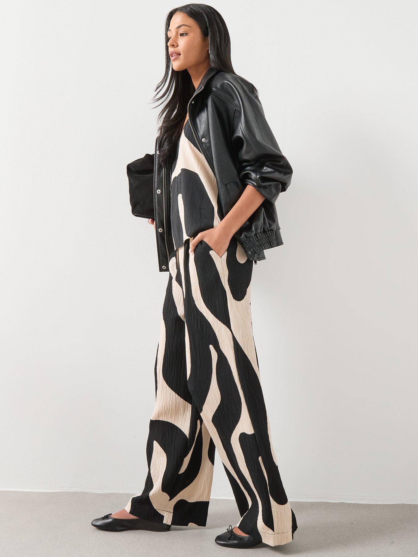 Image 5 of 6 of Mango Printed Straight Trousers - Black
