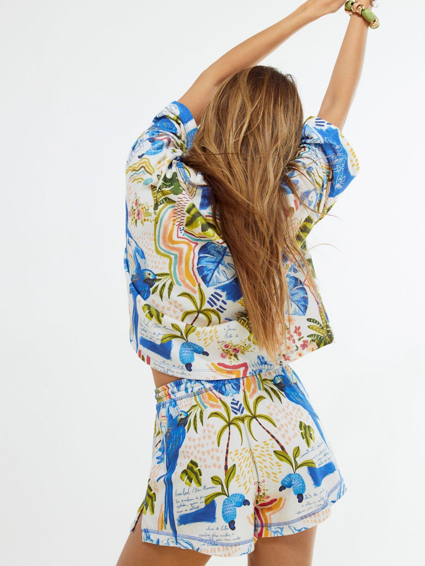 Image 2 of 5 of River Island Tropical Beaded Short - White