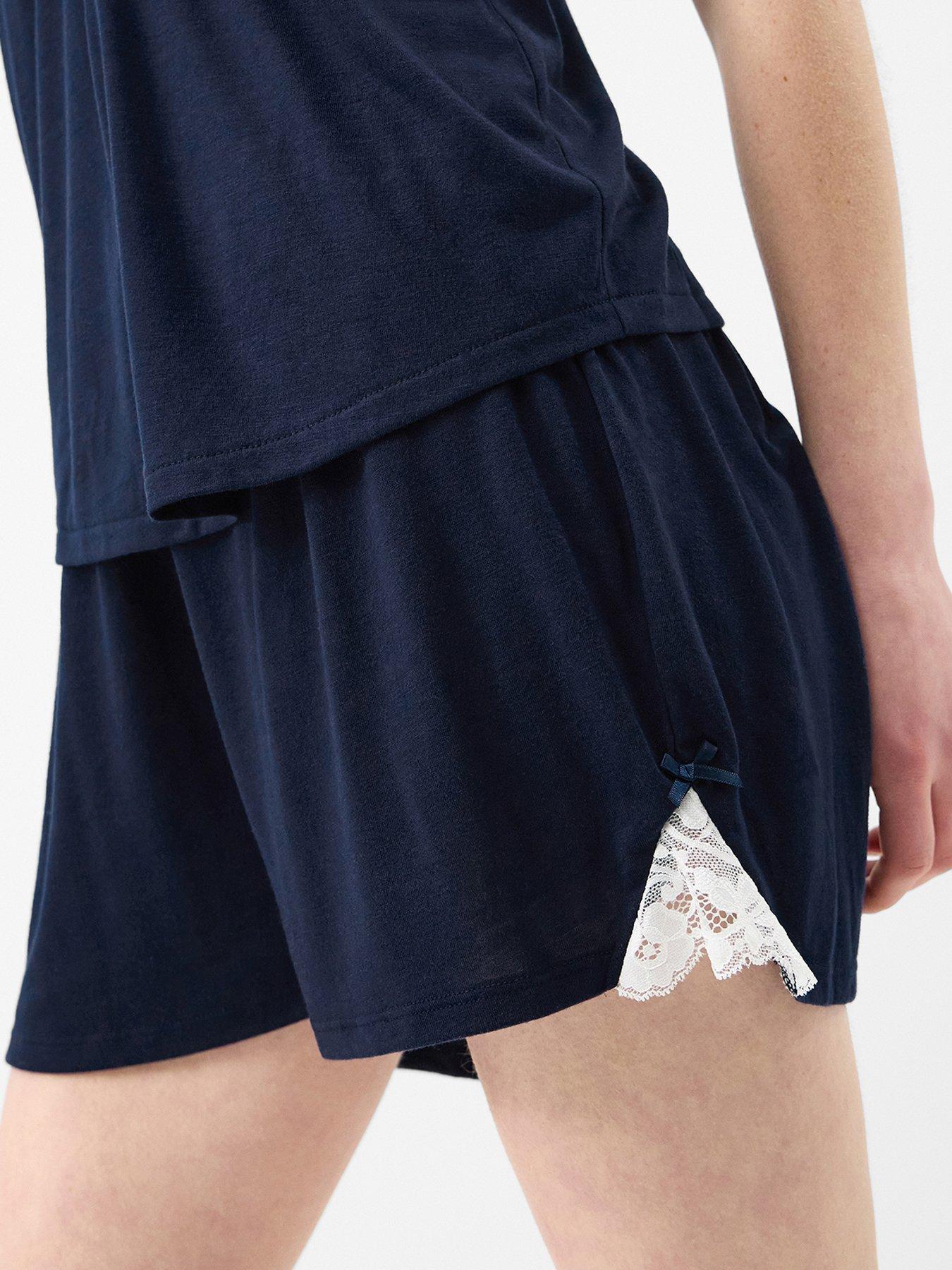 Image 3 of 4 of Accessorize Lace Trim Short Pyjamas Set