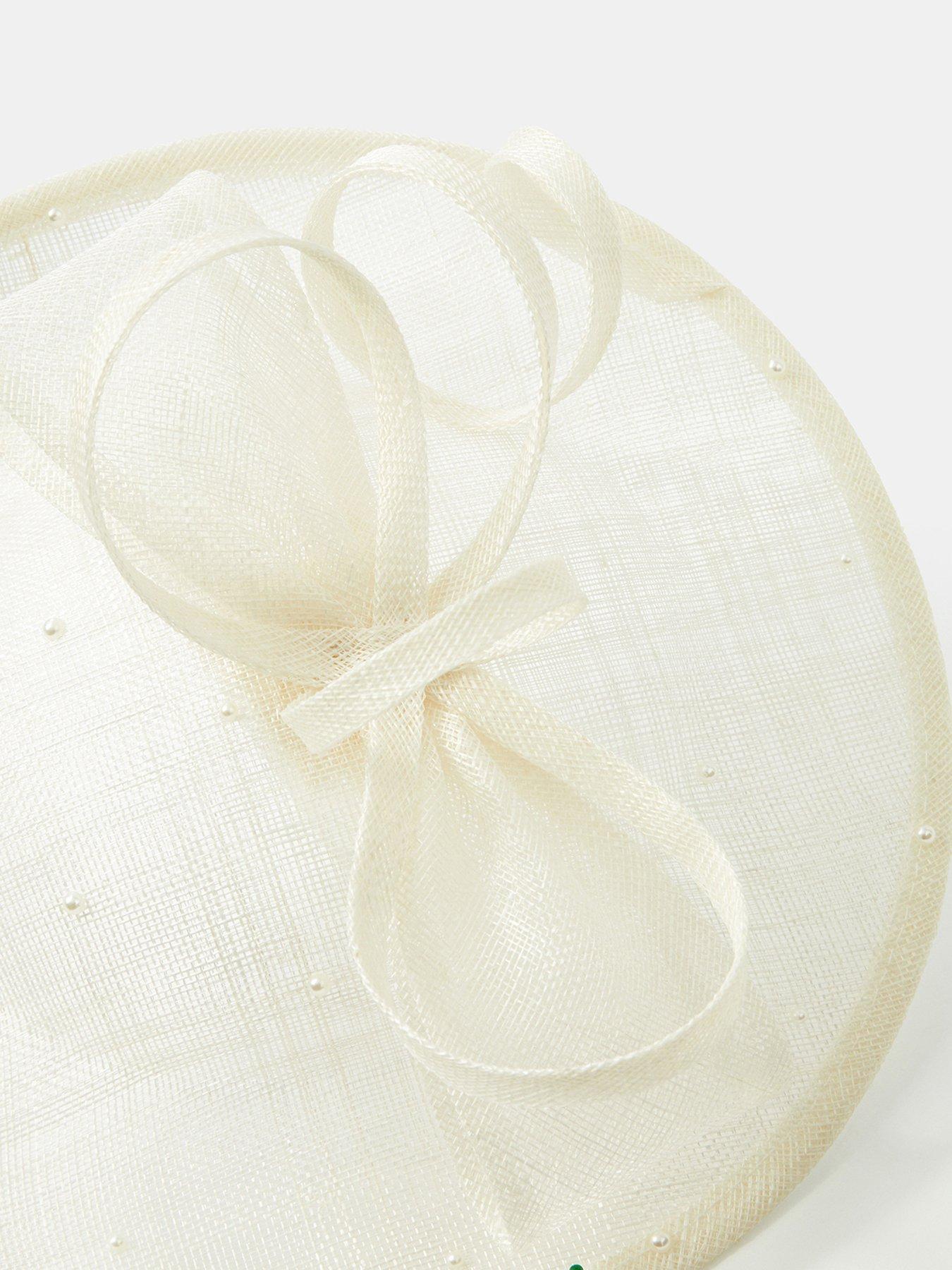 Image 4 of 4 of Accessorize Bow Pearl Disc Fascinator