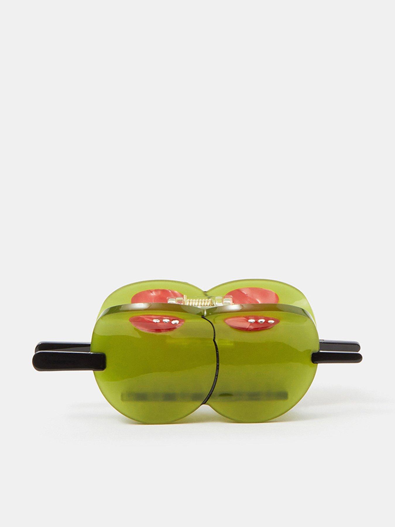 Accessorize Martini Olive Claw Clip