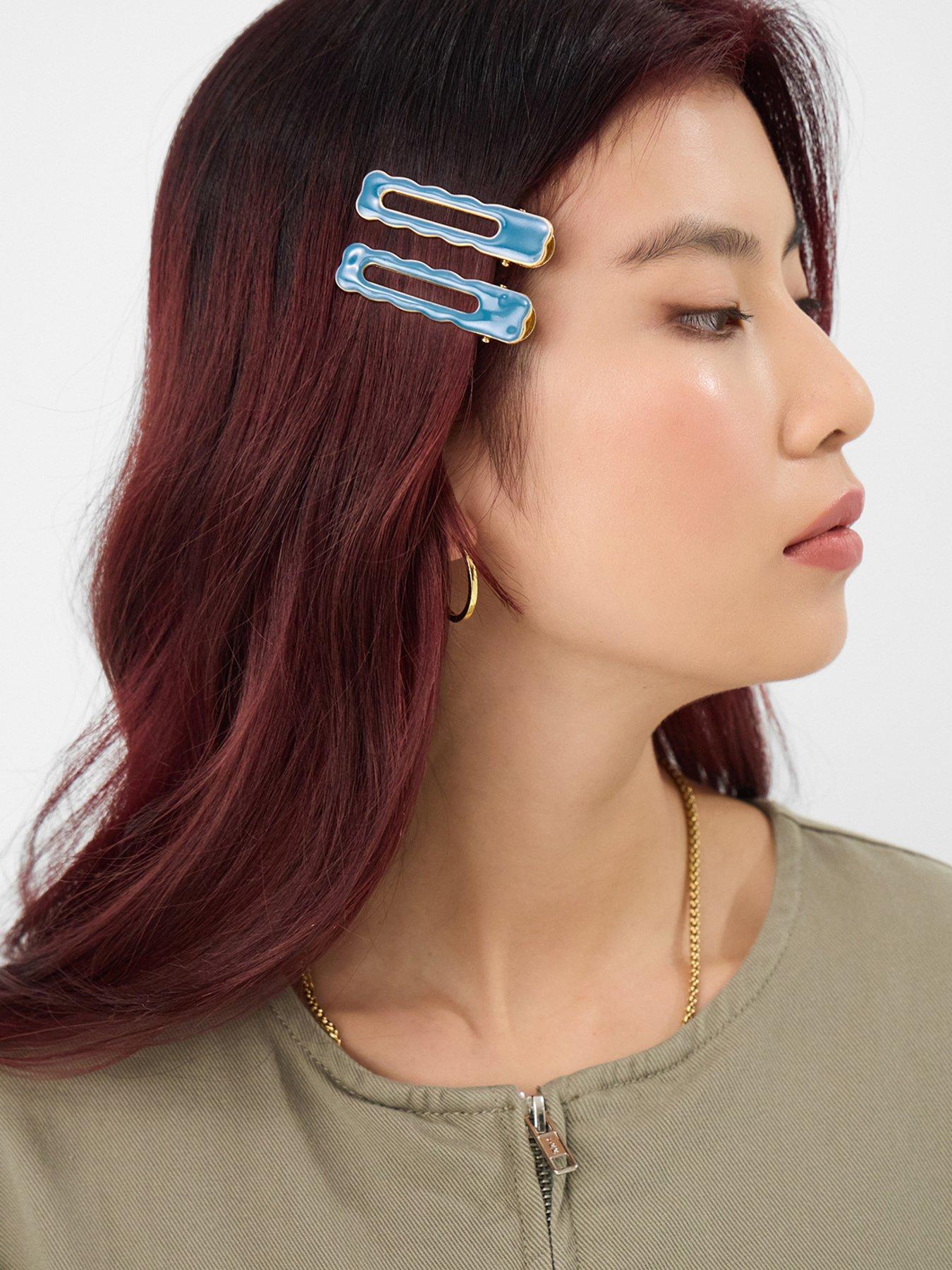Image 2 of 3 of Accessorize 2-pack Wiggly Enamel Salon Hair Clips