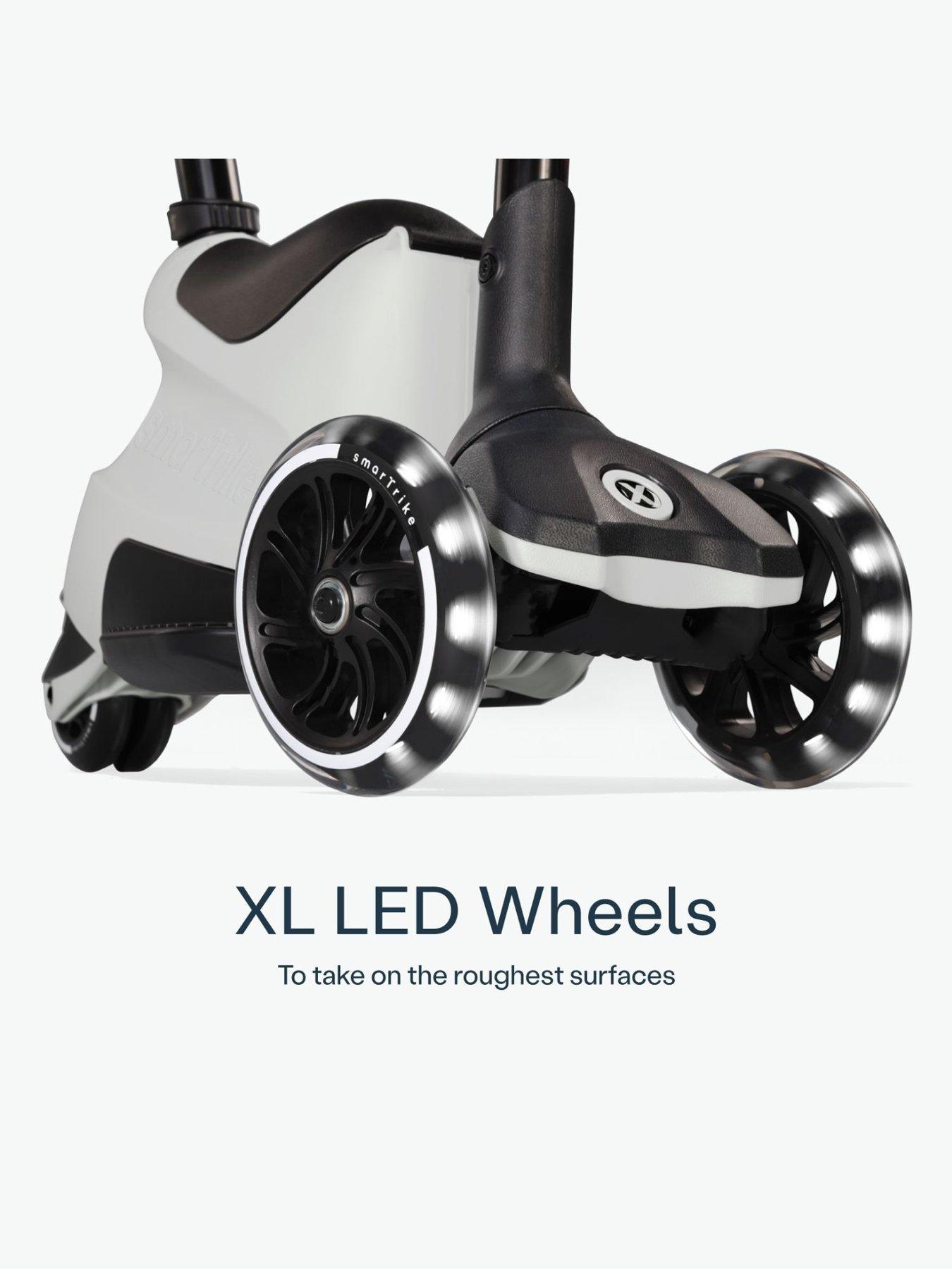 Image 3 of 8 of smarTrike Xtend Ride-on - Cool Grey