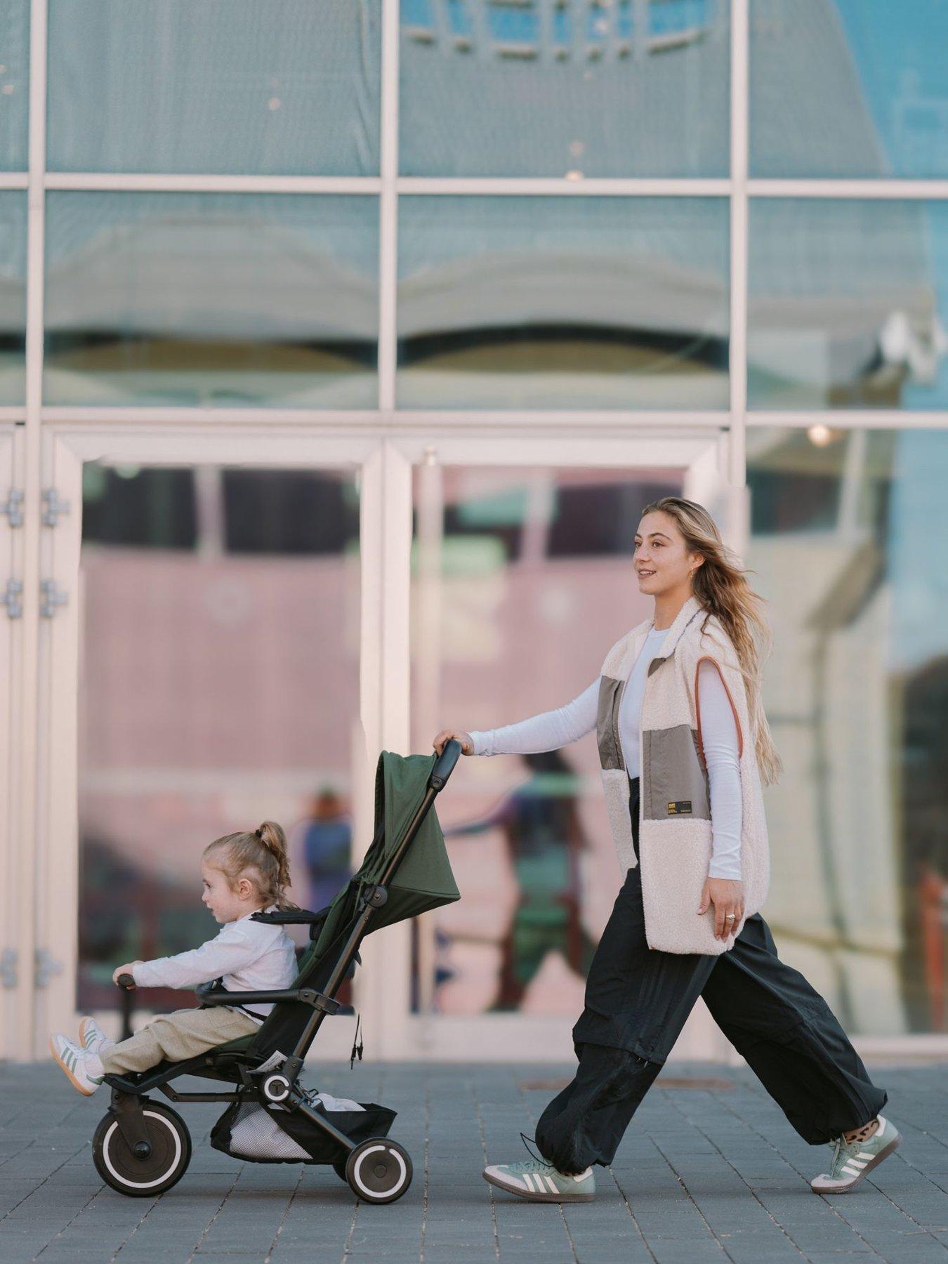 Image 6 of 8 of smarTrike Traveler Active Stroller &amp; Trike - Blue