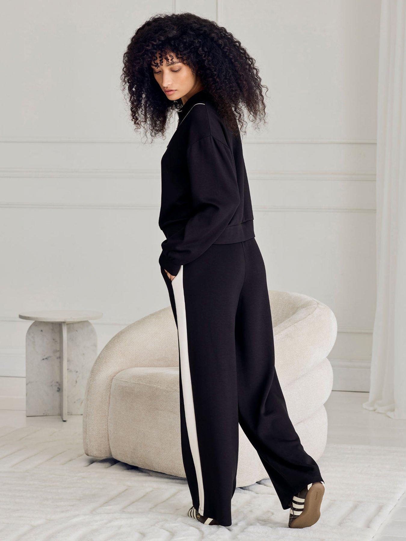 Image 2 of 6 of CHELSEA PEERS Luxecomfort Scuba Side Stripe Joggers - Black