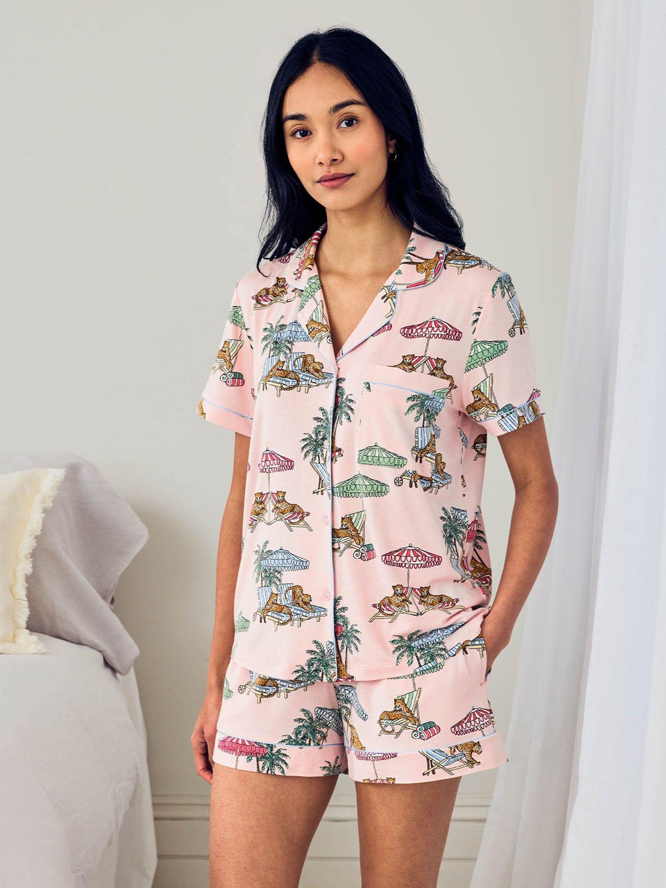 CHELSEA PEERS Chelsea Peers & Modal Lounging Leopards Print Short Pyjama Set, Pink, Size 14, Women