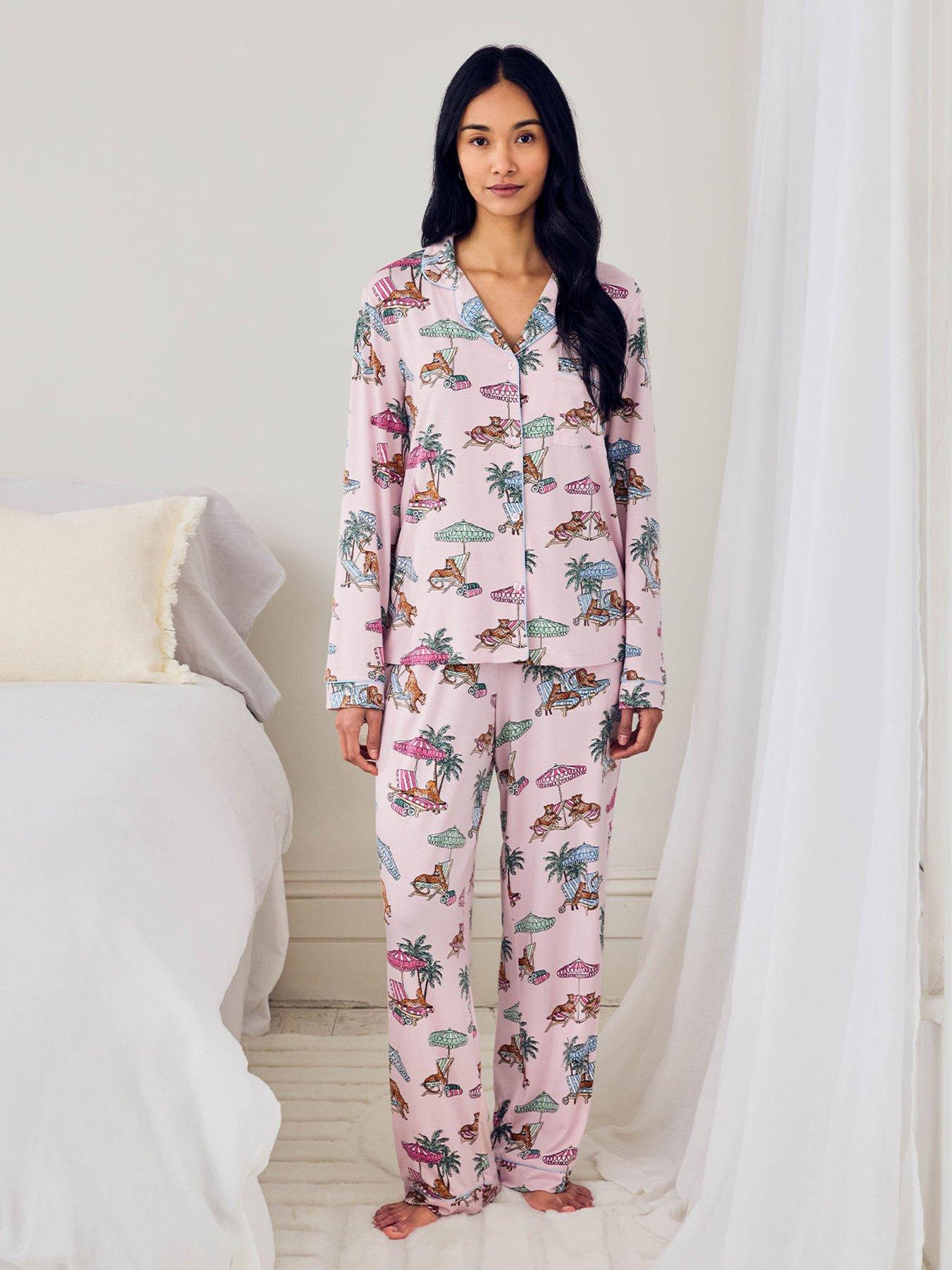 CHELSEA PEERS Chelsea Peers & Modal Lounging Leopards Print Long Pyjama Set, Pink, Size 14, Women