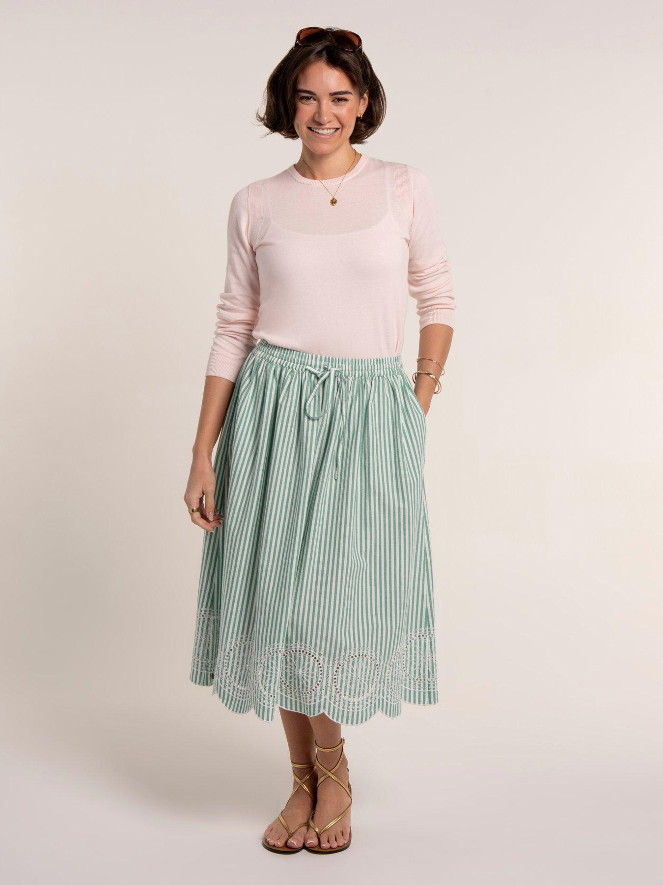 Image 3 of 7 of Brakeburn Hannah Skirt - Green