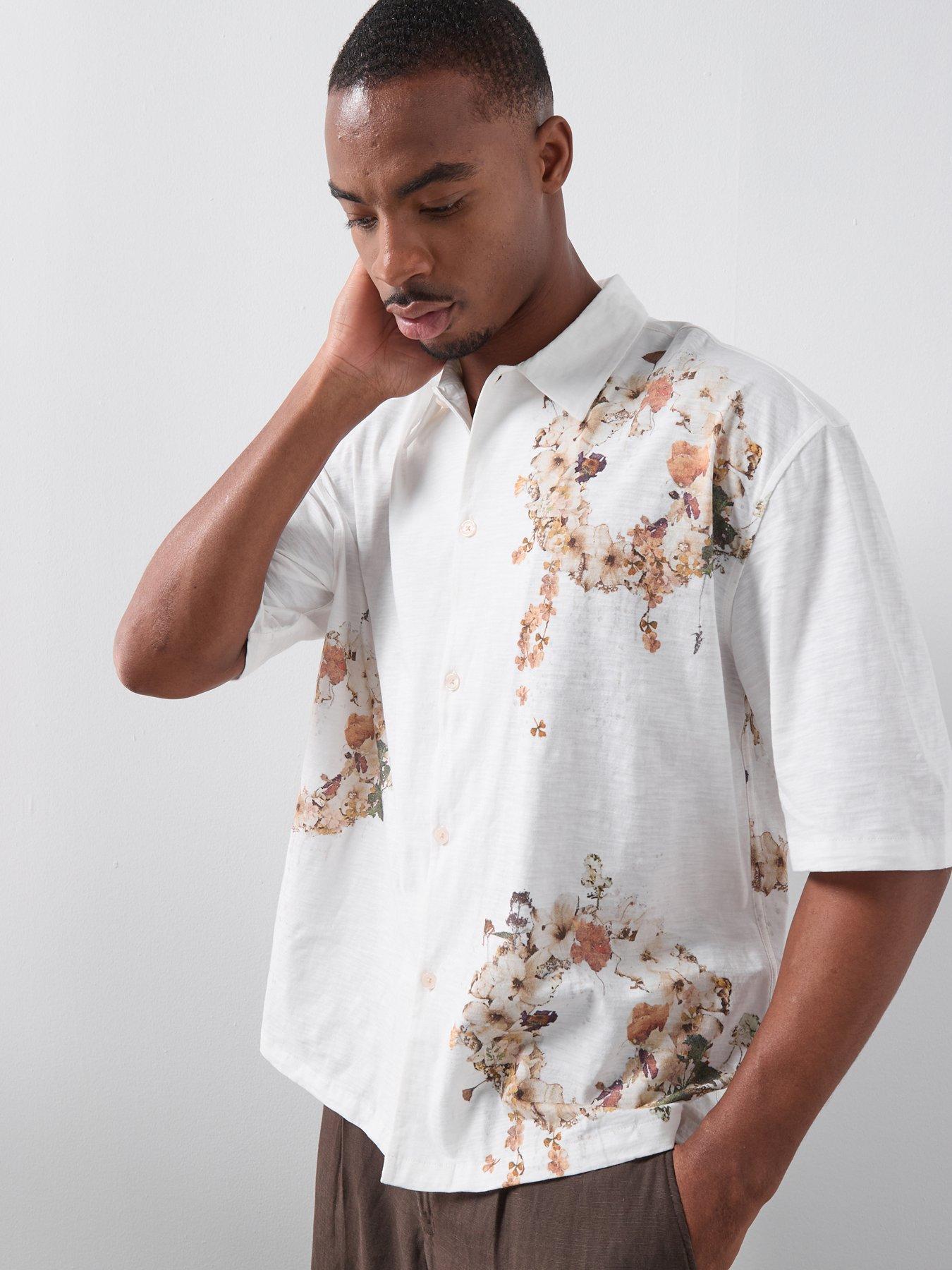 Image 5 of 6 of AllSaints Fleur Lis Short Sleeve Shirt - Off White