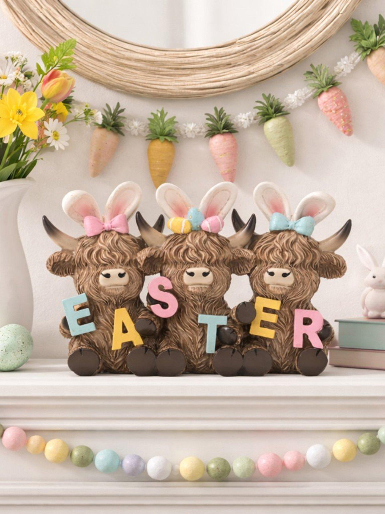 Highland Cow Easter Mantle Sign