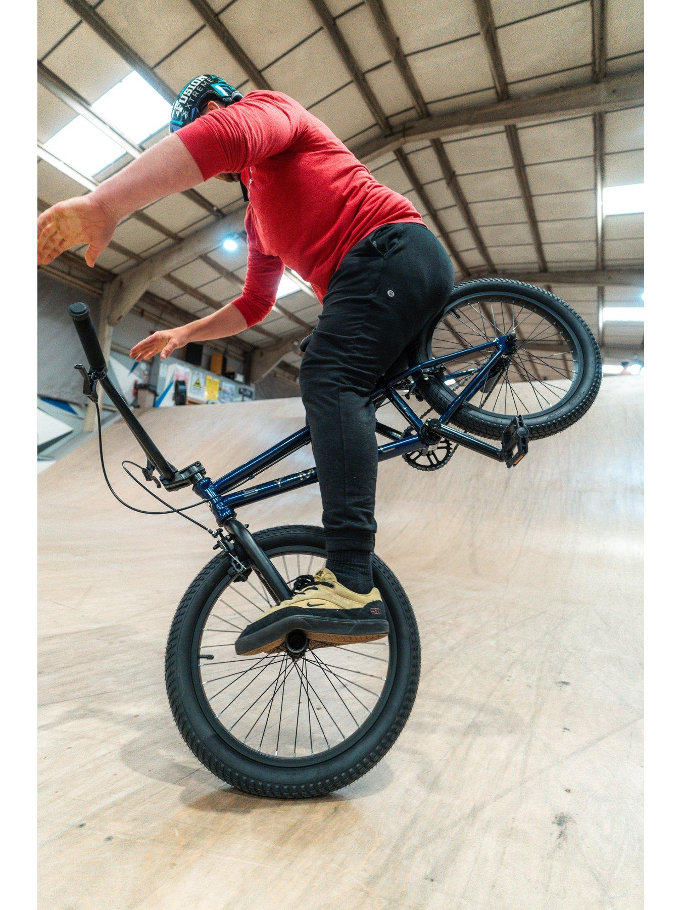 Image 3 of 8 of Symbol Freestyle 20" BMX - Steel - Abys Blue