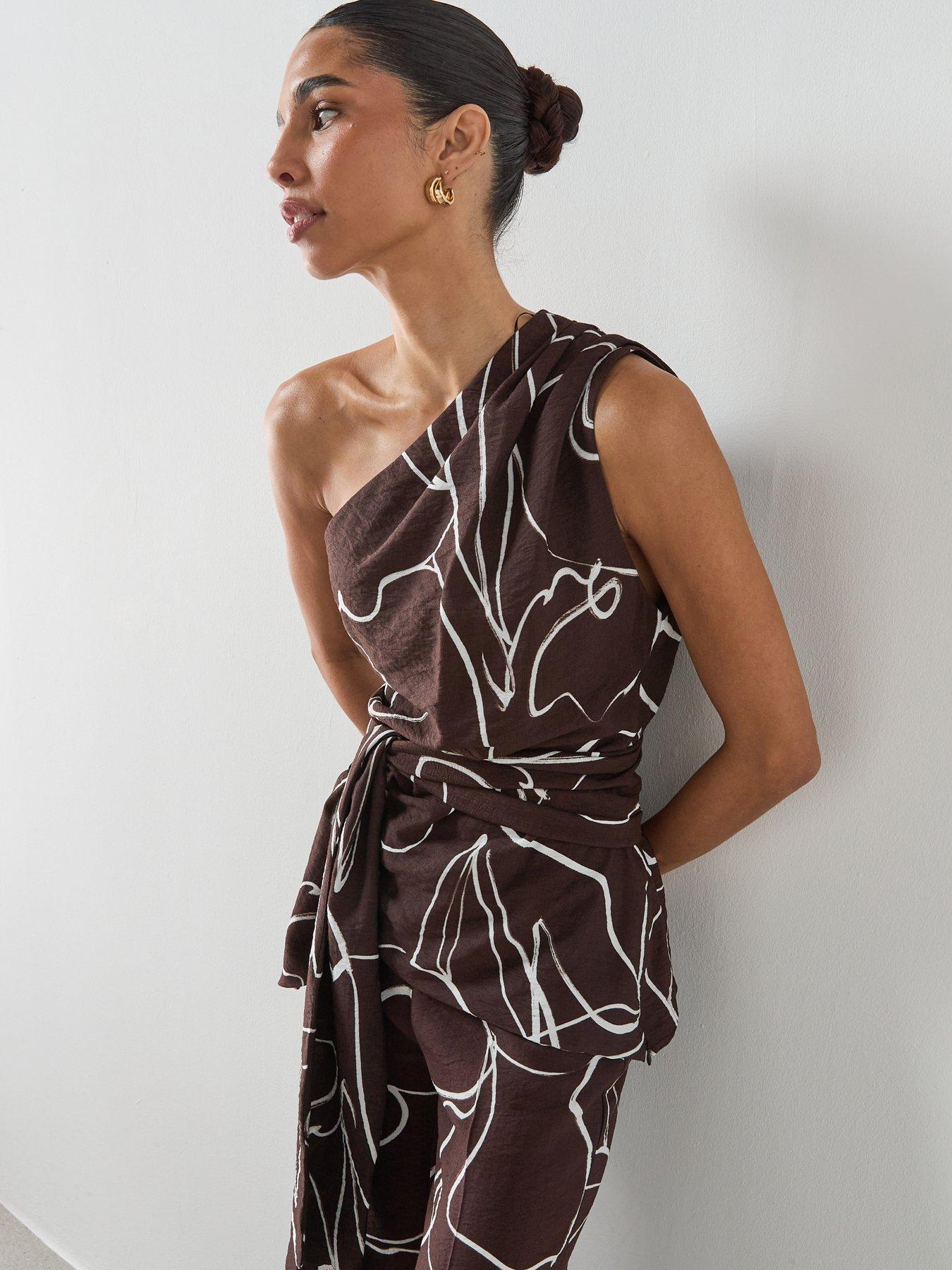 Mango Asymmetric Printed Top - Brown