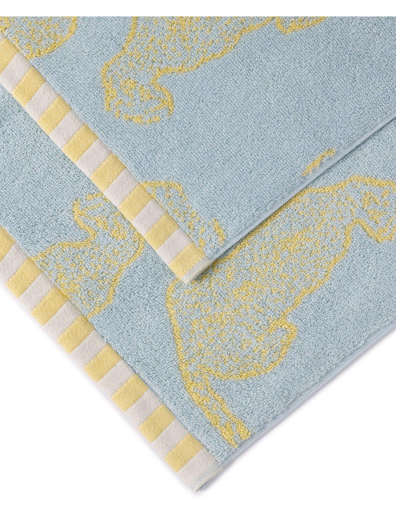 Image 2 of 6 of CHELSEA PEERS Cotton Resting Leopard Print Towel Collection