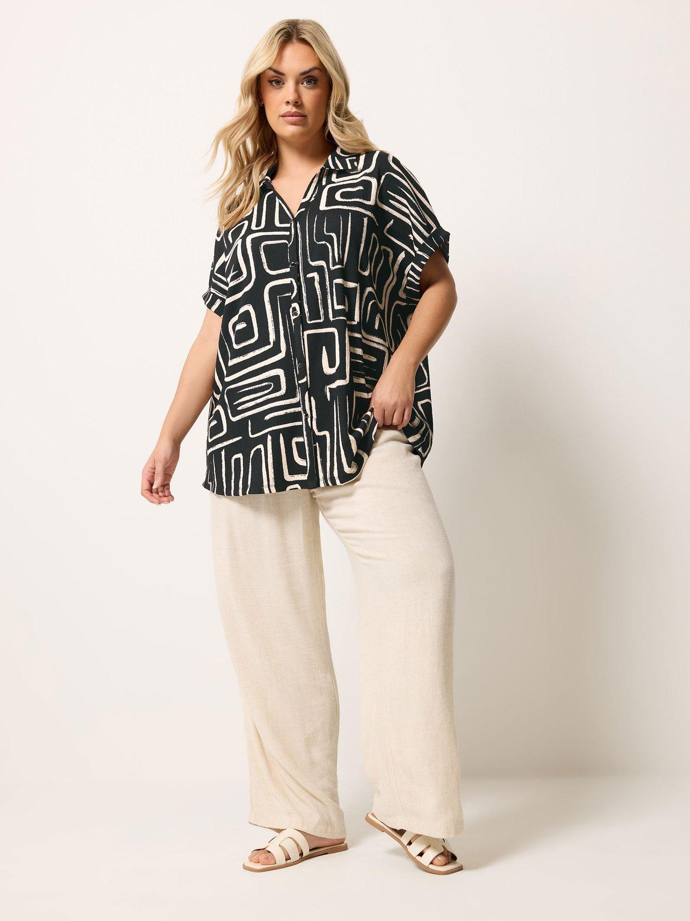 Image 3 of 5 of Yours Curve Textured T-shirt Co Ord