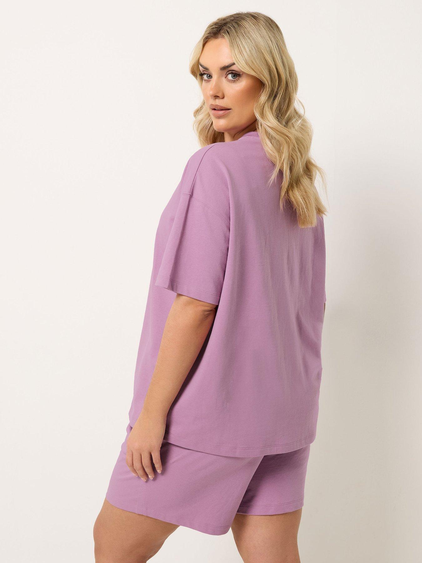 Image 2 of 5 of Yours Curve Shorts &amp; T-Shirt Sweat Set - Purple