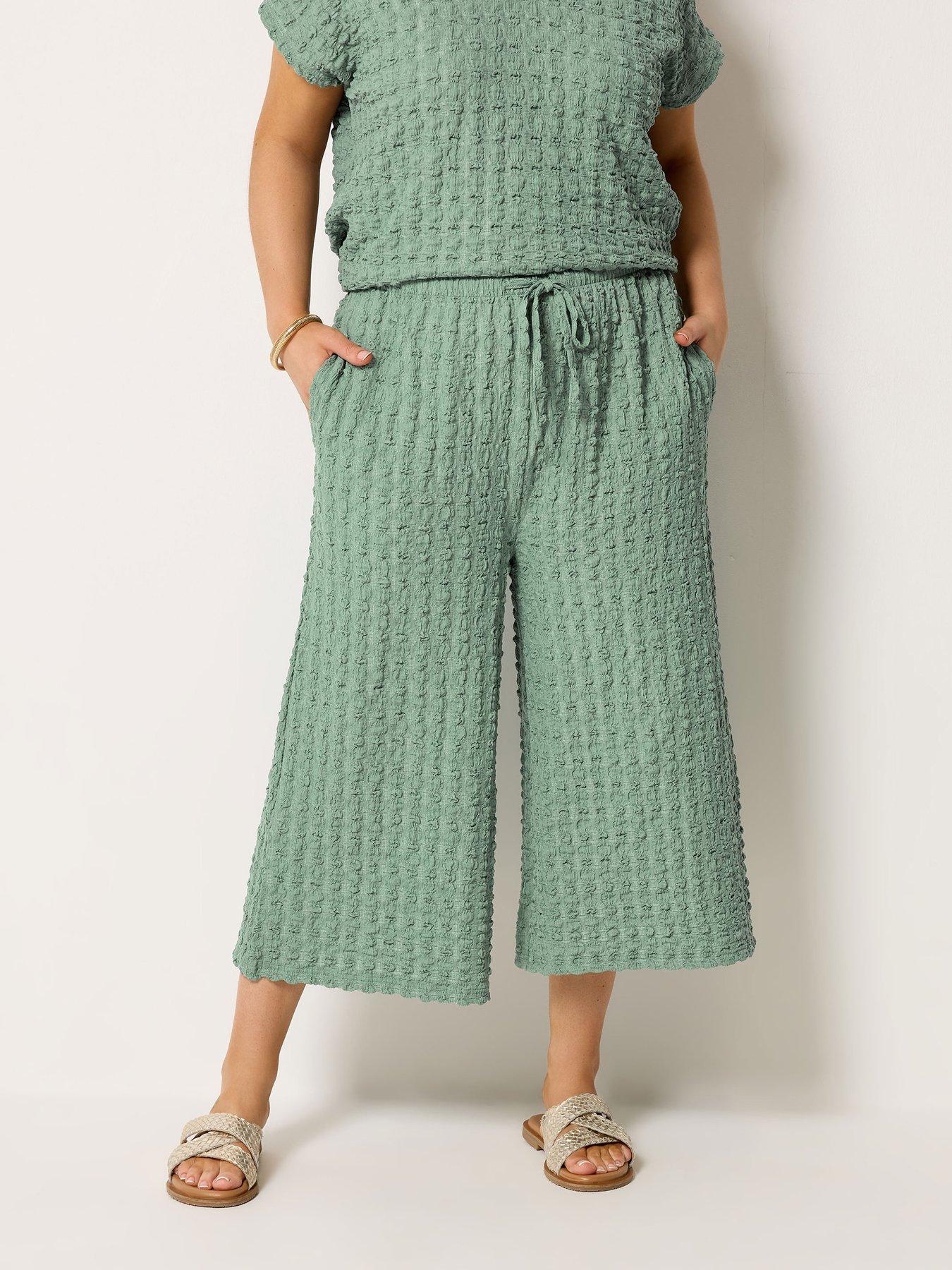 Yours Curve Bubble Textured Crops Co-ord