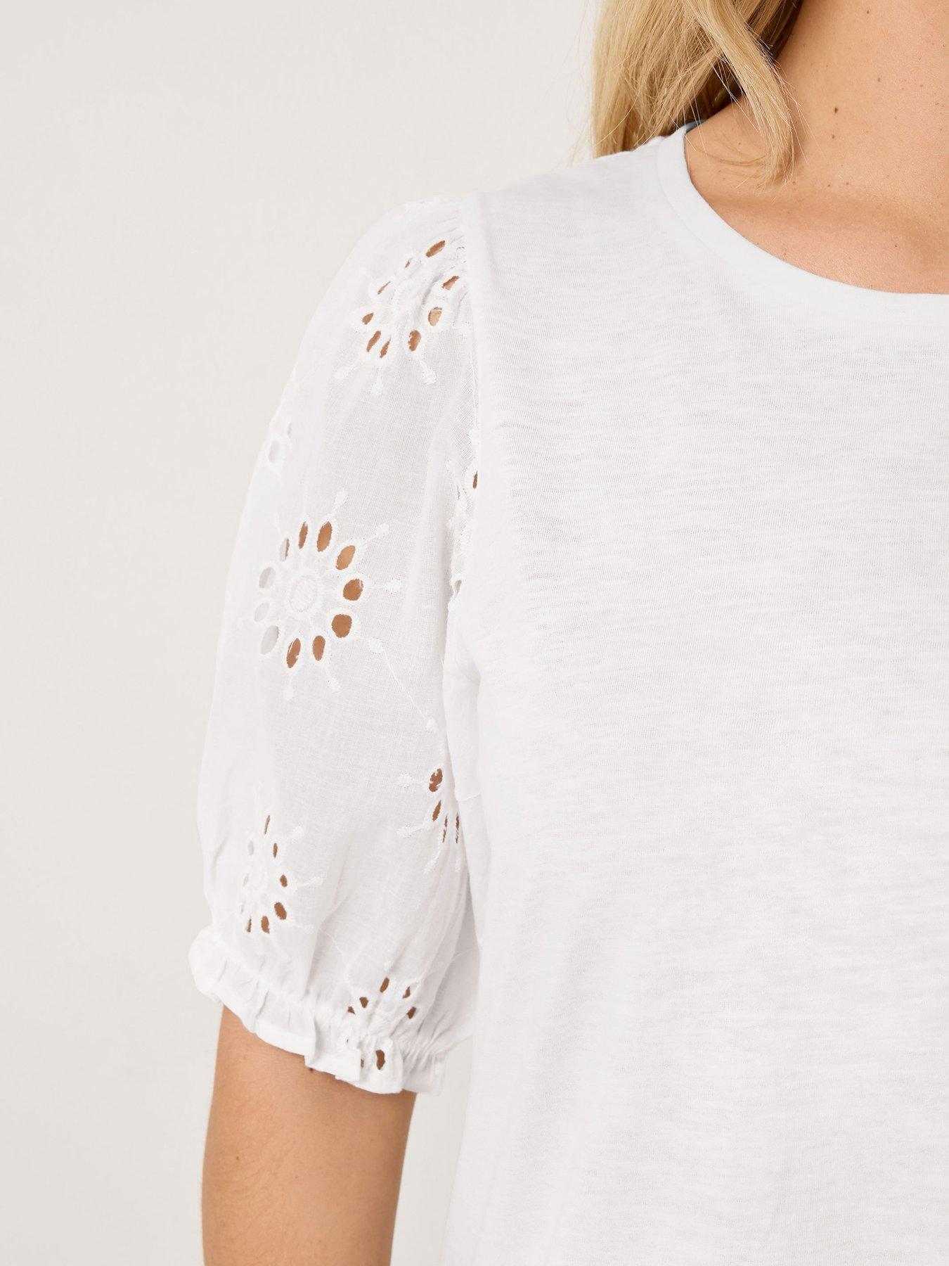 Image 5 of 6 of Yours Curve Broderie Puff Sleeve T-Shirt - White